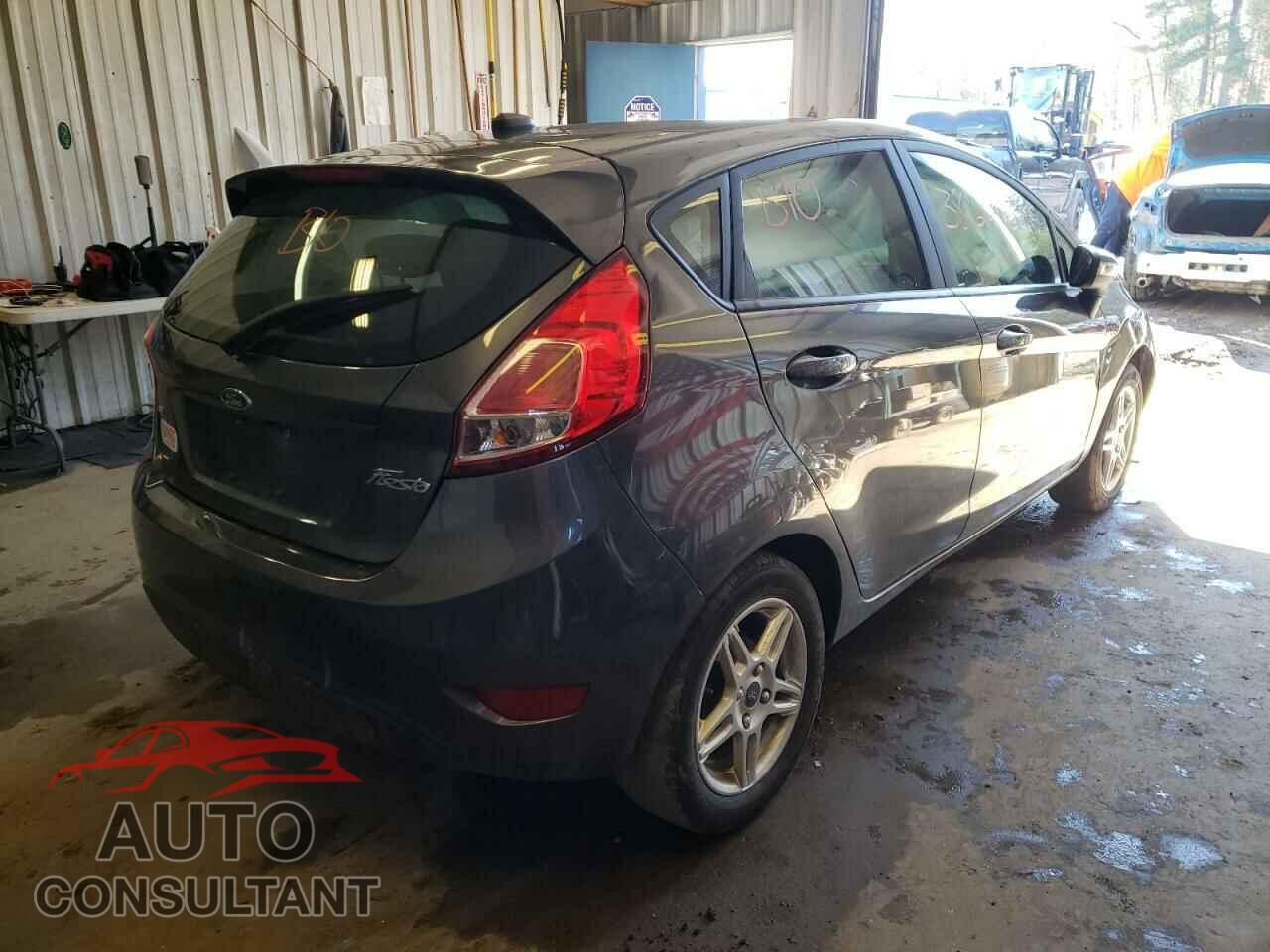 FORD FIESTA 2018 - 3FADP4EJ2JM139993