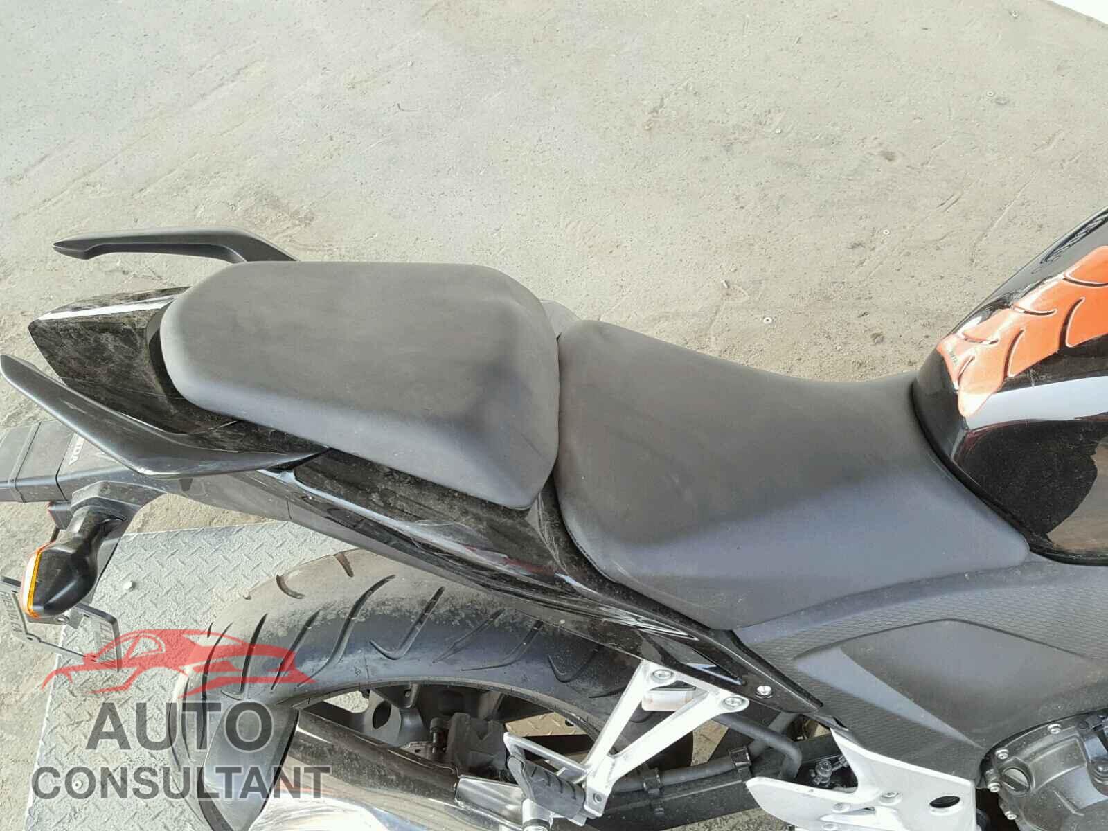 HONDA CBR500 R 2015 - MLHPC4416F5200230
