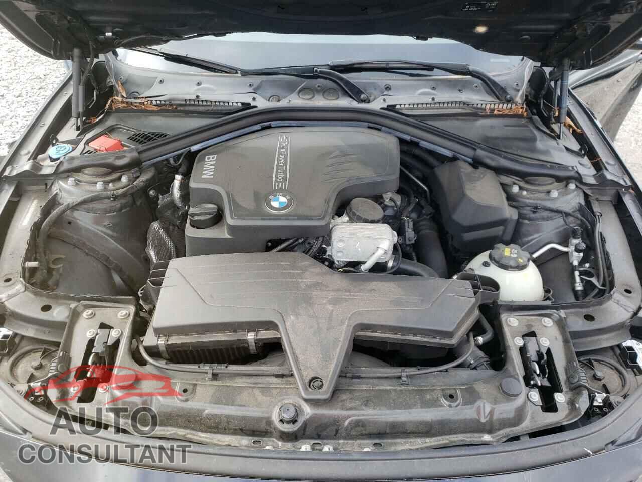 BMW 3 SERIES 2016 - WBA8E5G5XGNU21432