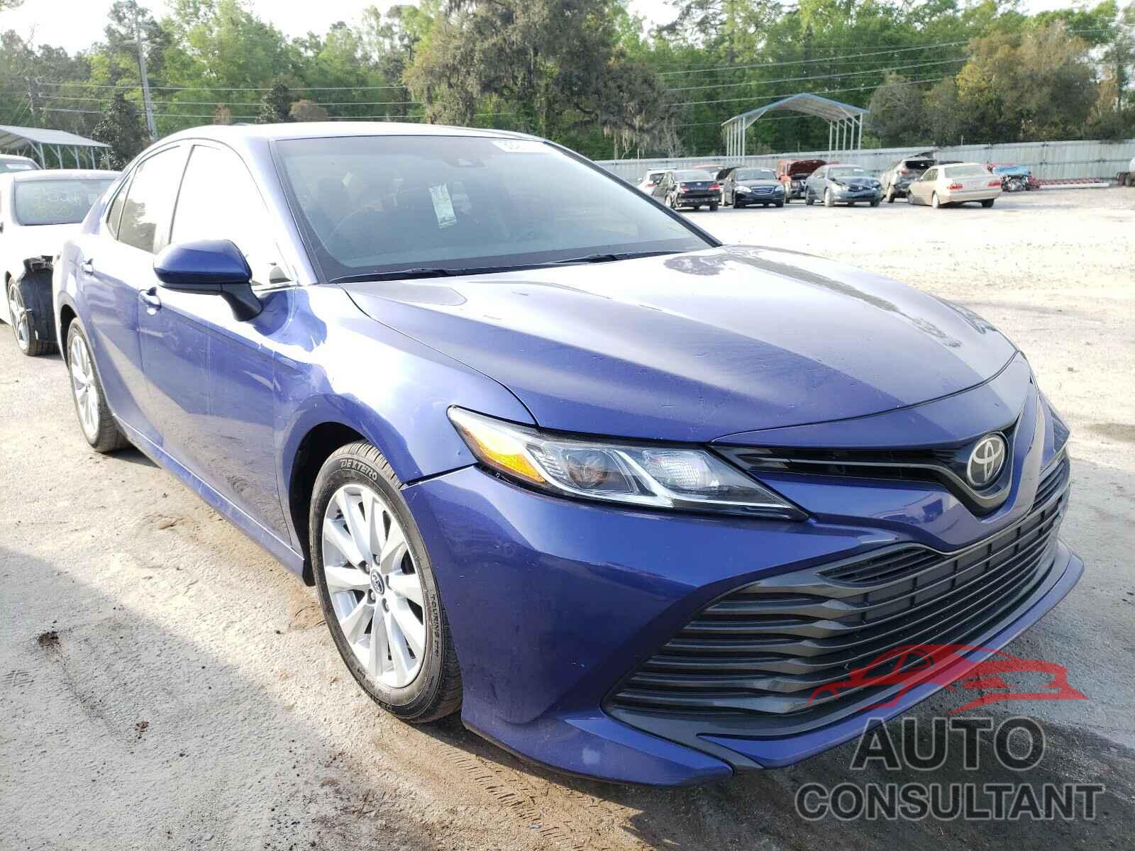 TOYOTA CAMRY 2018 - 4T1B11HK5JU551225