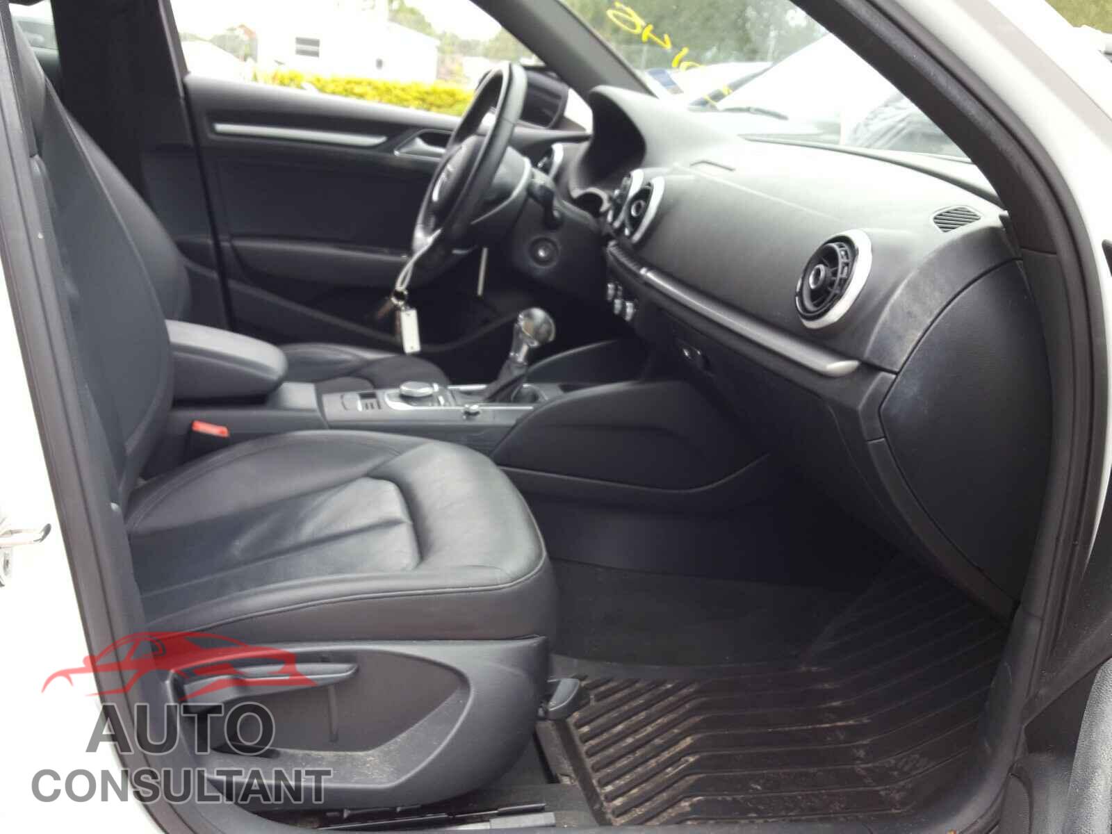 AUDI A3 2016 - WAUA7GFF8G1017960