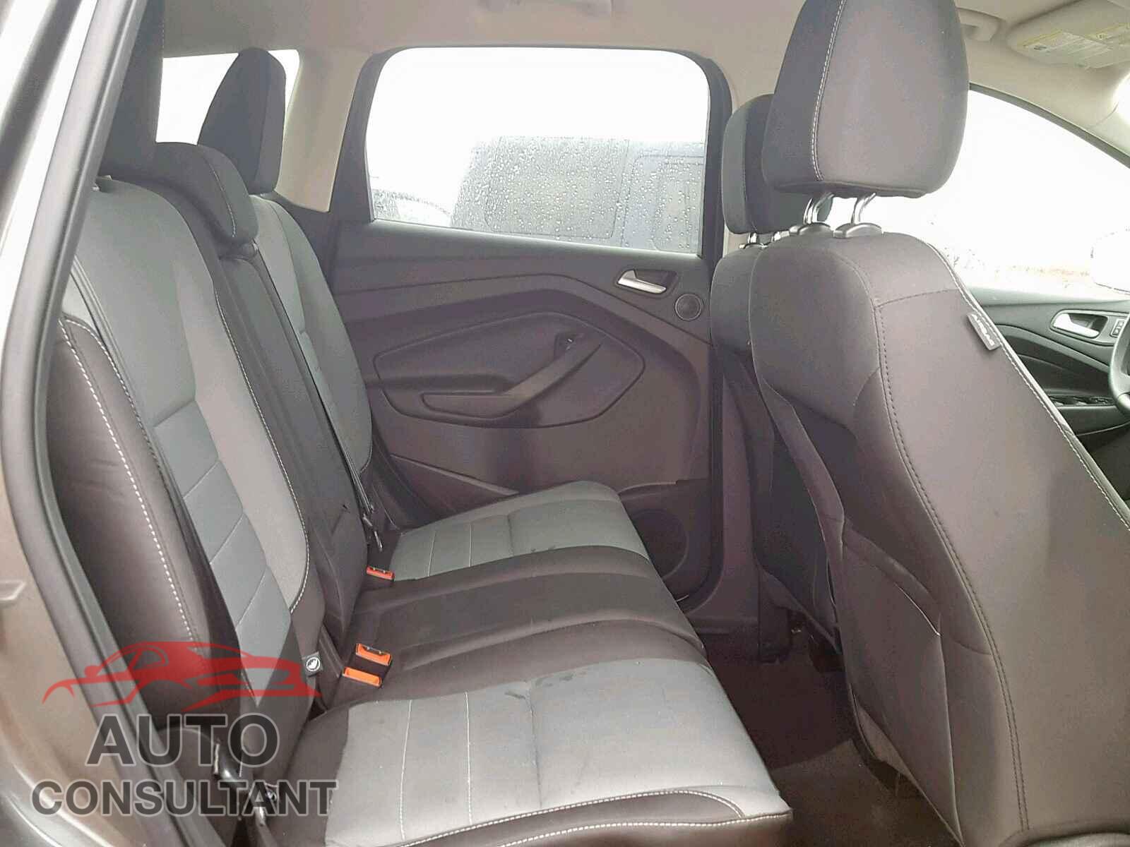 FORD ESCAPE SE 2016 - 4T4BF1FK4GR563336