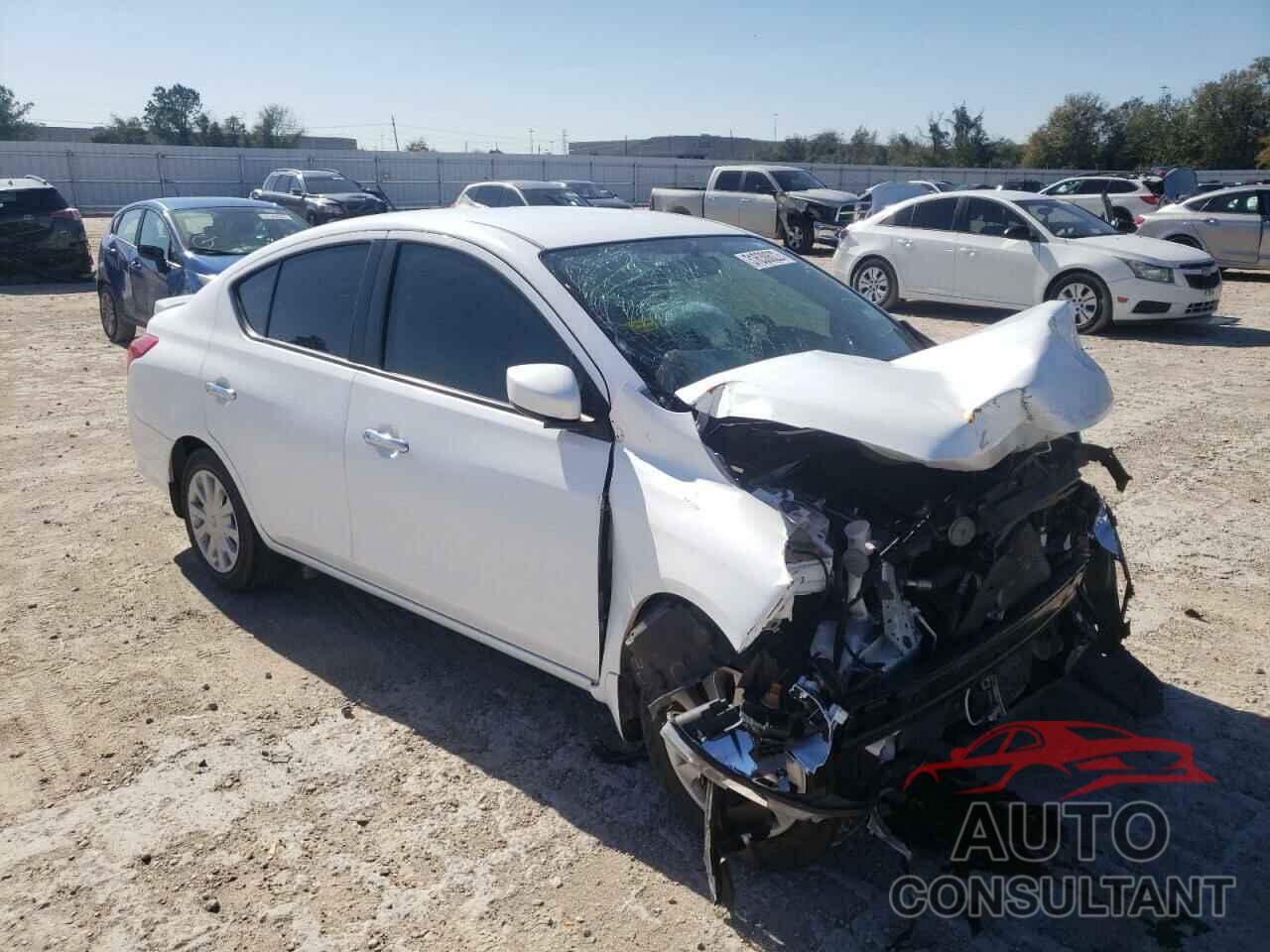 NISSAN VERSA 2017 - 3N1CN7AP0HK470586