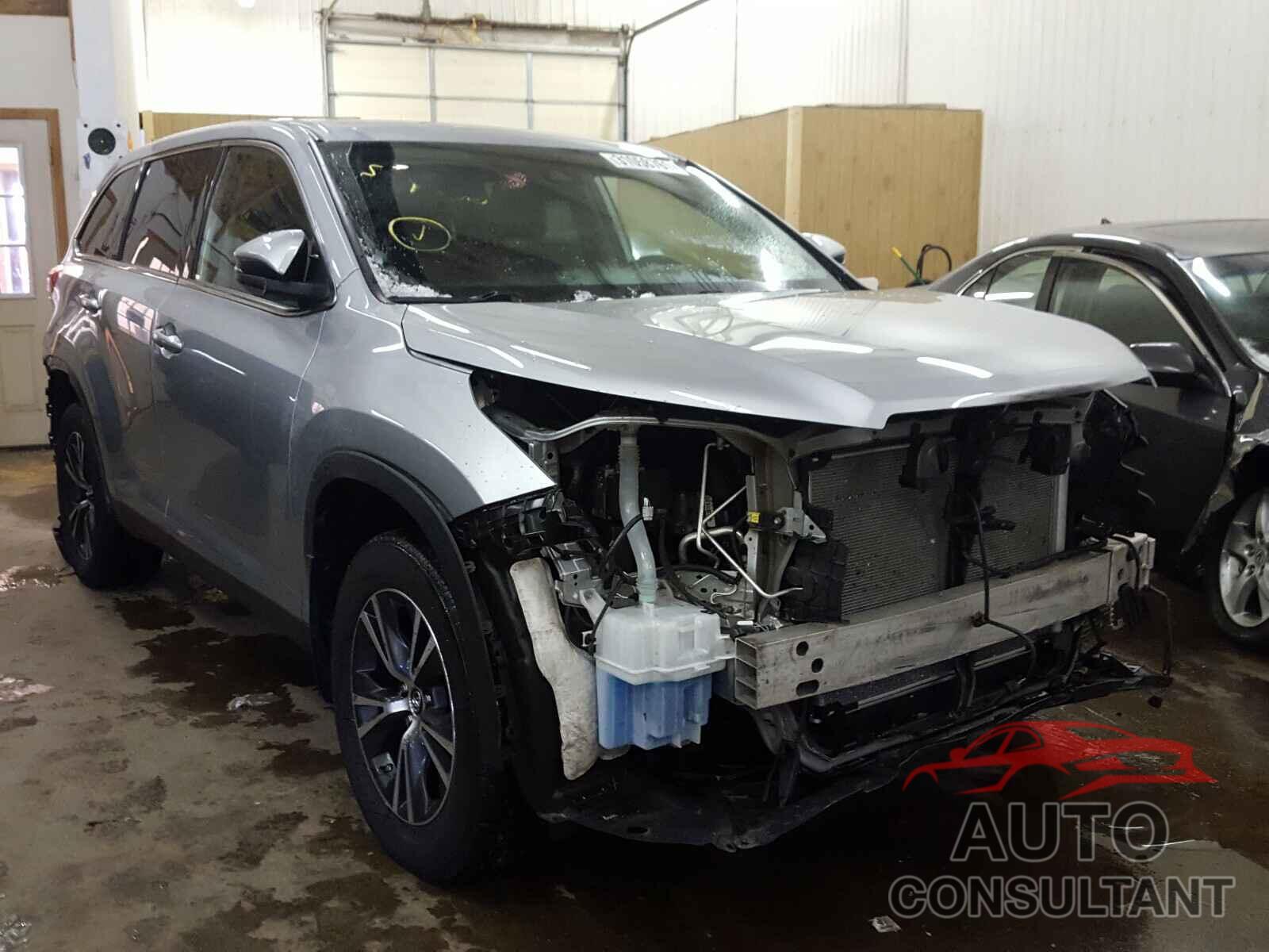 TOYOTA HIGHLANDER 2019 - 5TDBZRFHXKS946560