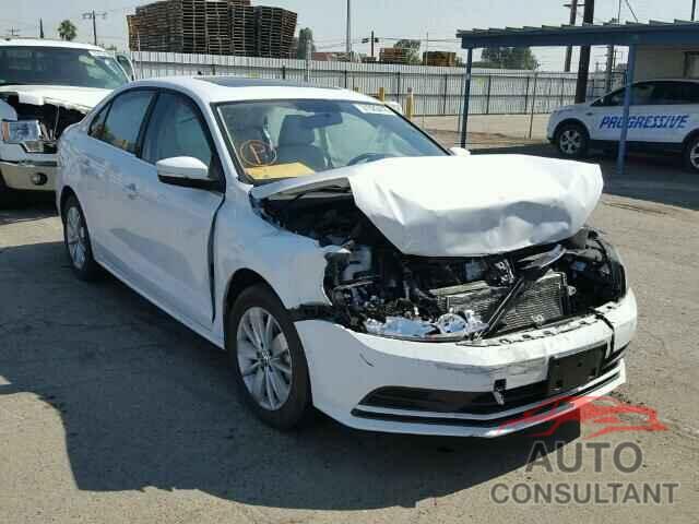 VOLKSWAGEN JETTA 2015 - 3VWLA7AJ0FM341007