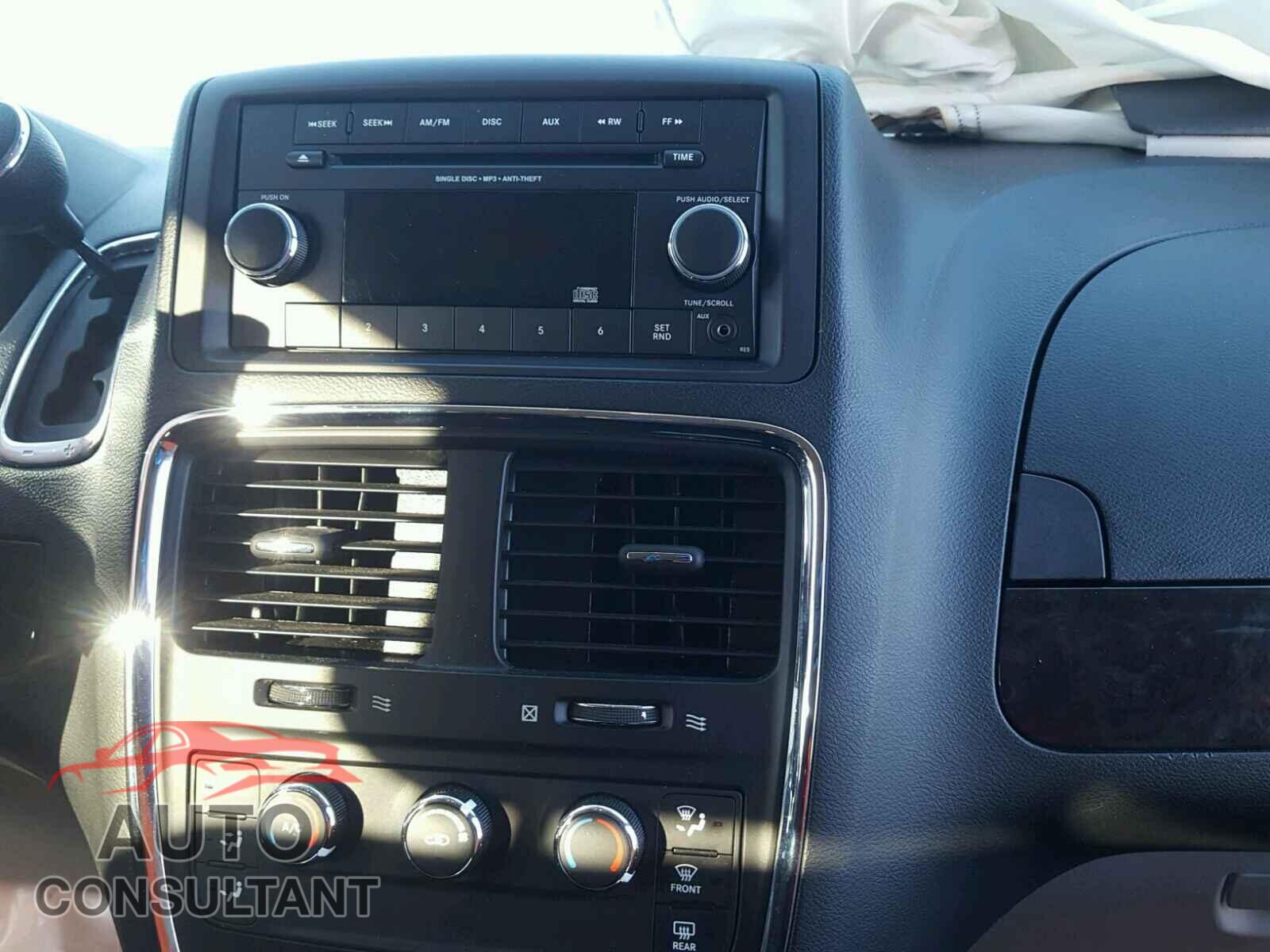 DODGE CARAVAN 2015 - 2C4RDGBG7FR732235