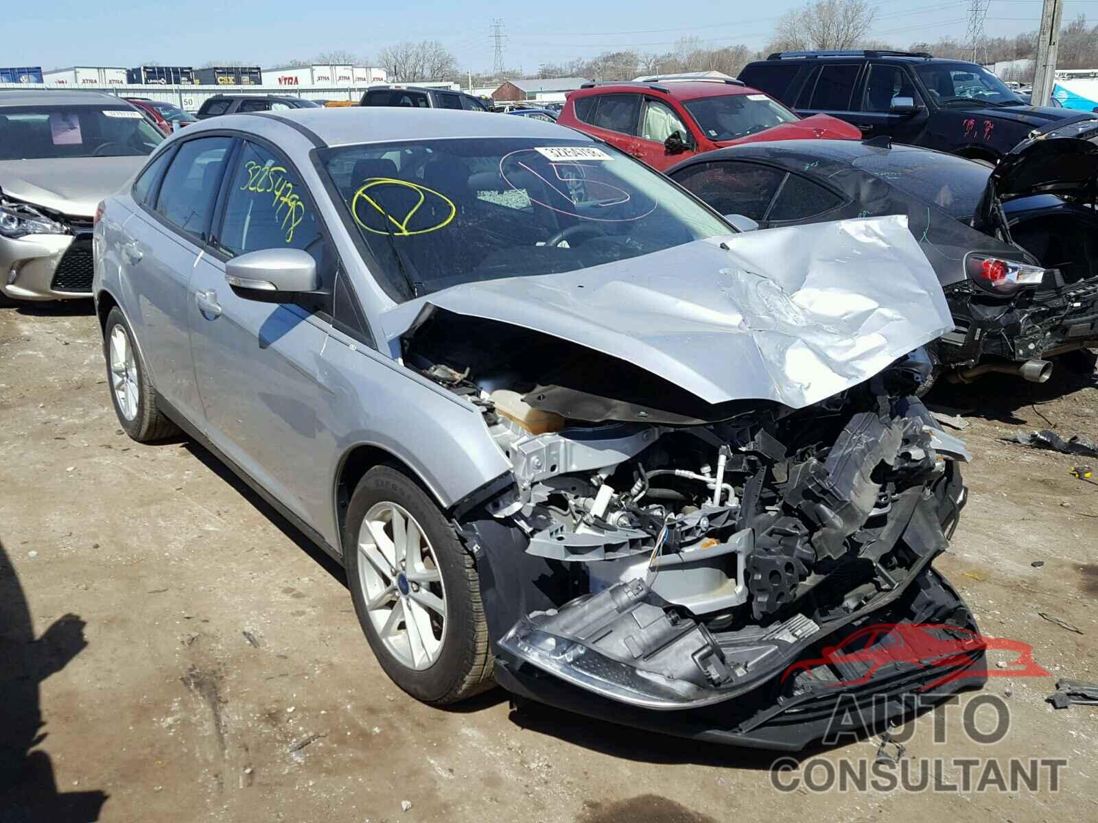 FORD FOCUS 2015 - 1FADP3F26FL216407
