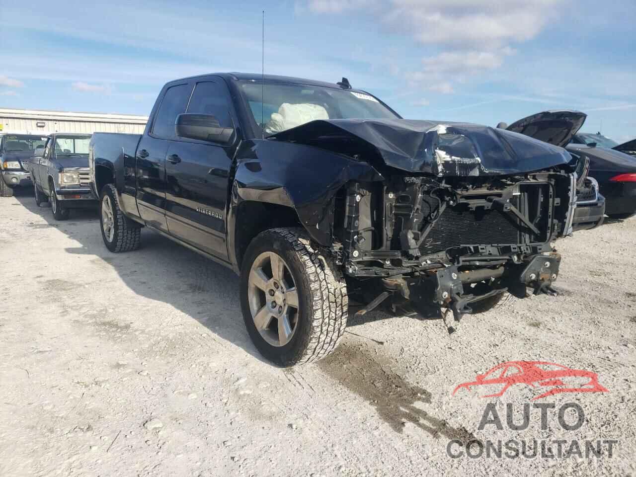CHEVROLET SILVERADO 2015 - 1N4AA6AP9HC361095