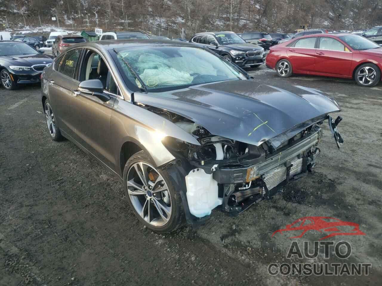 FORD FUSION 2020 - 3FA6P0D92LR203593