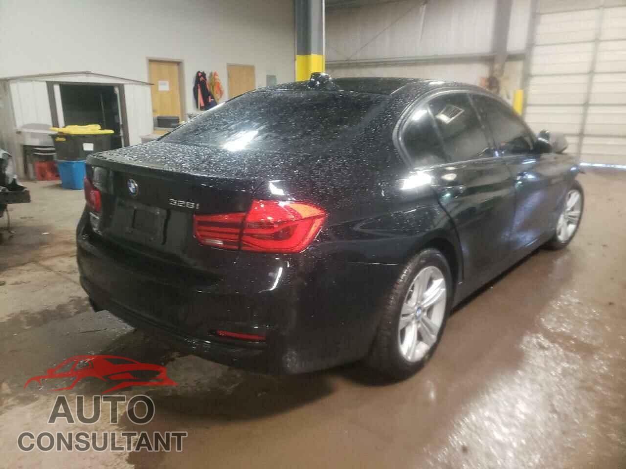 BMW 3 SERIES 2016 - WBA8E3G53GNT80839