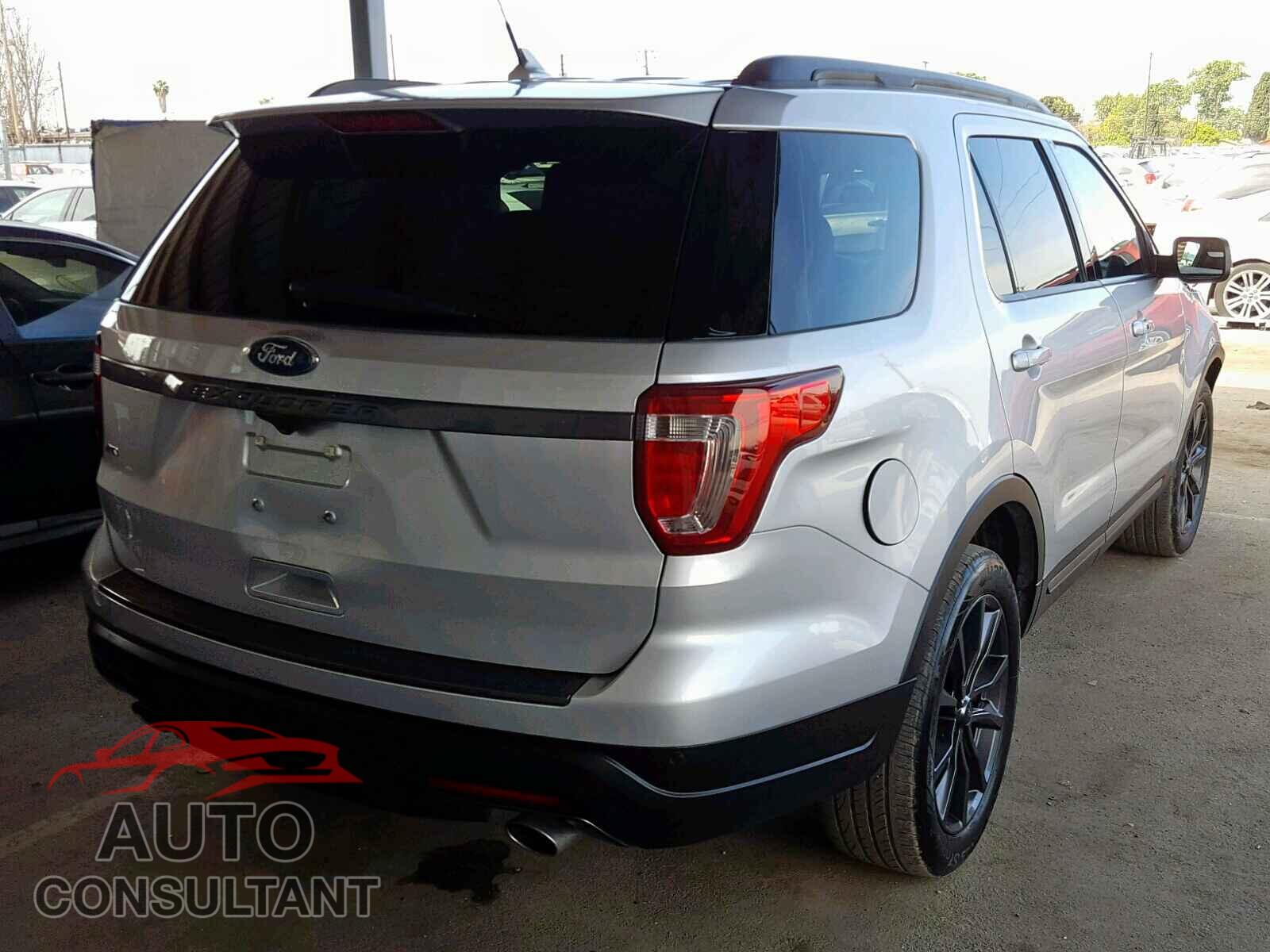 FORD EXPLORER X 2018 - 1N4BL4DV3MN327407