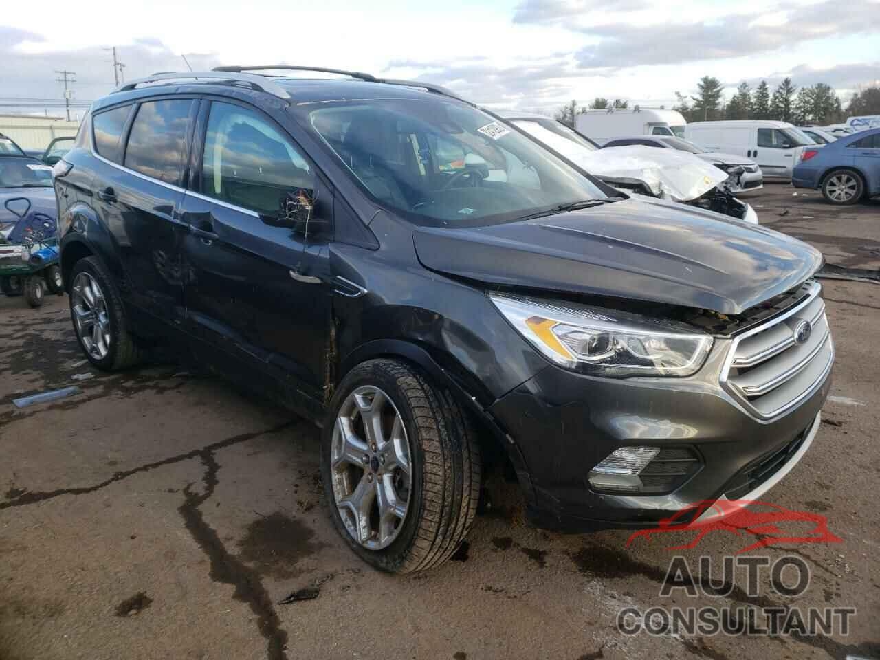 FORD ESCAPE 2017 - 1FMCU9J93HUB85356