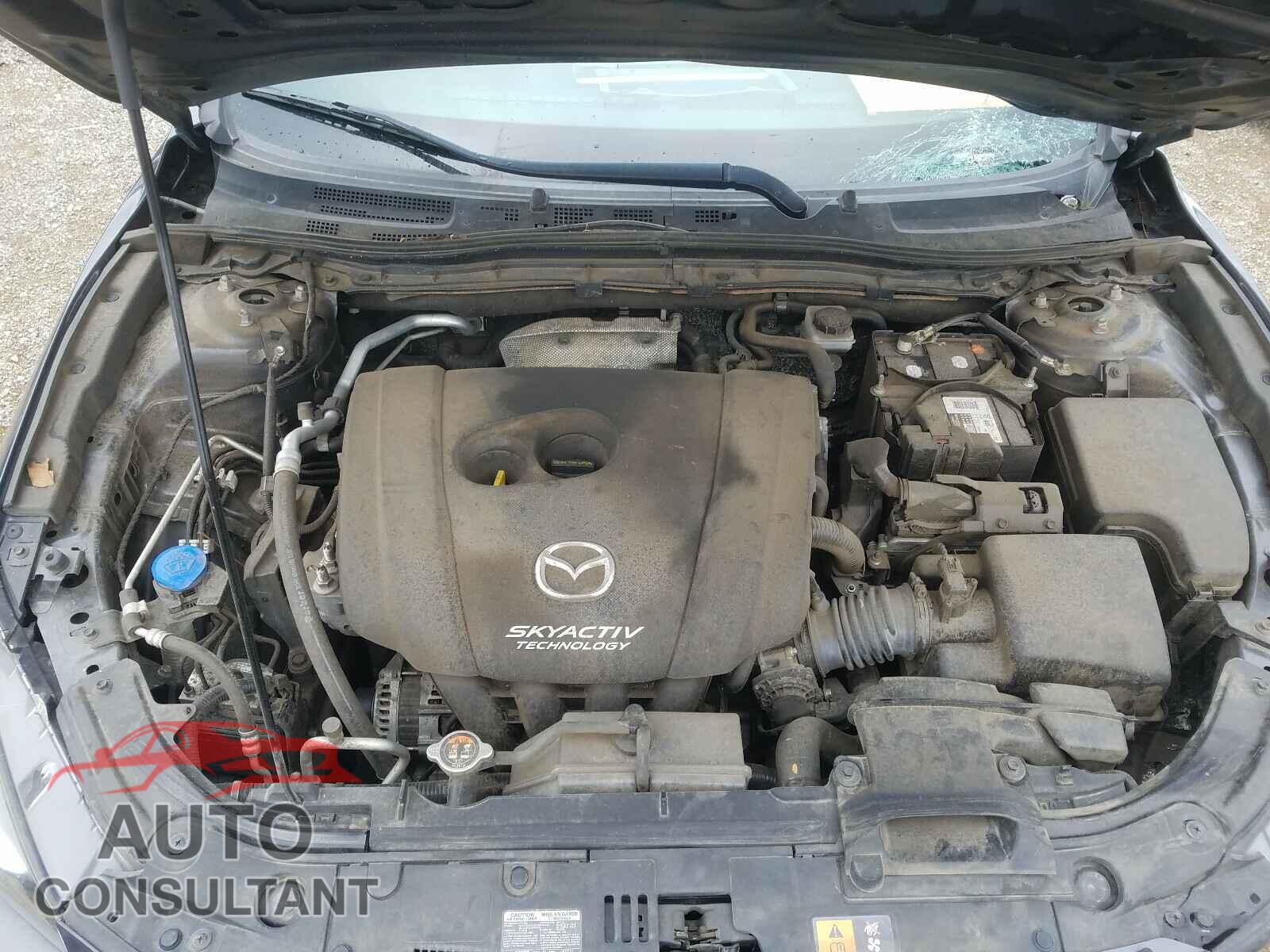 MAZDA 3 2016 - JM1BM1T76G1318074