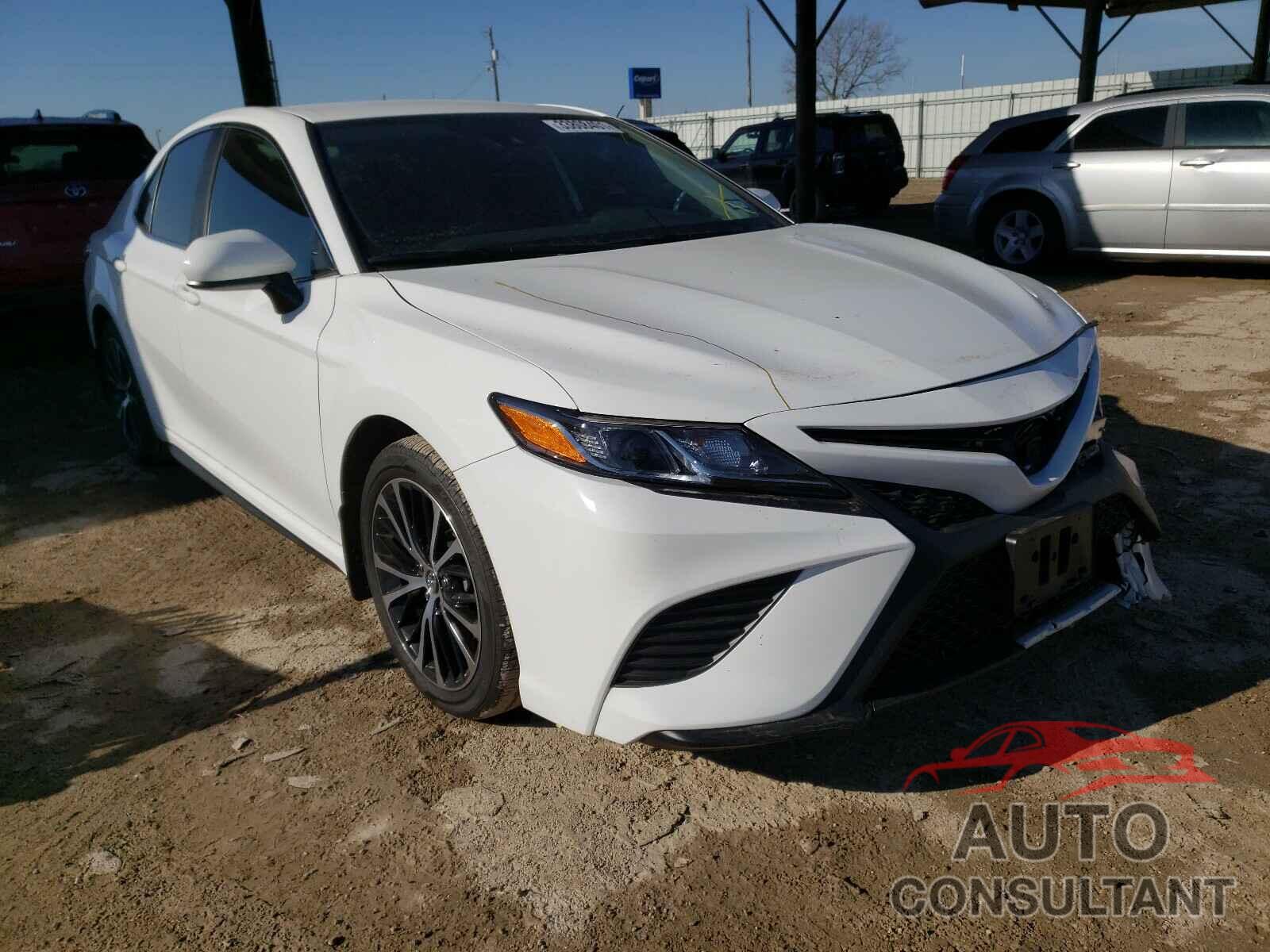 TOYOTA CAMRY 2020 - 4T1G11AK1LU881026