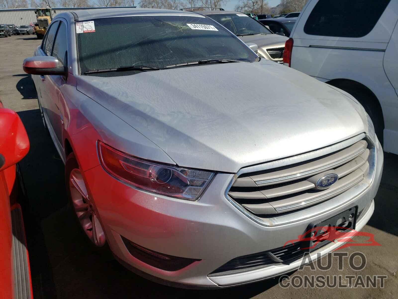 FORD TAURUS 2018 - 1FAHP2E86JG127326