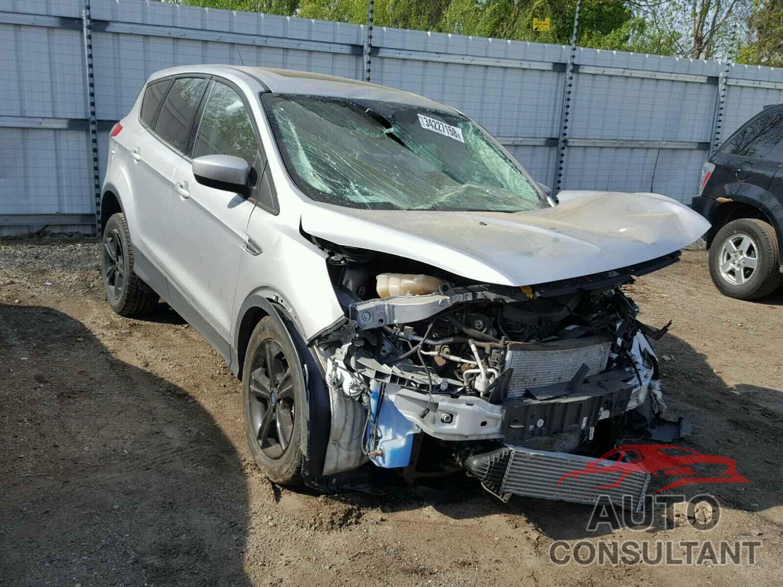 FORD ESCAPE 2015 - 1FMCU9G91FUC81247