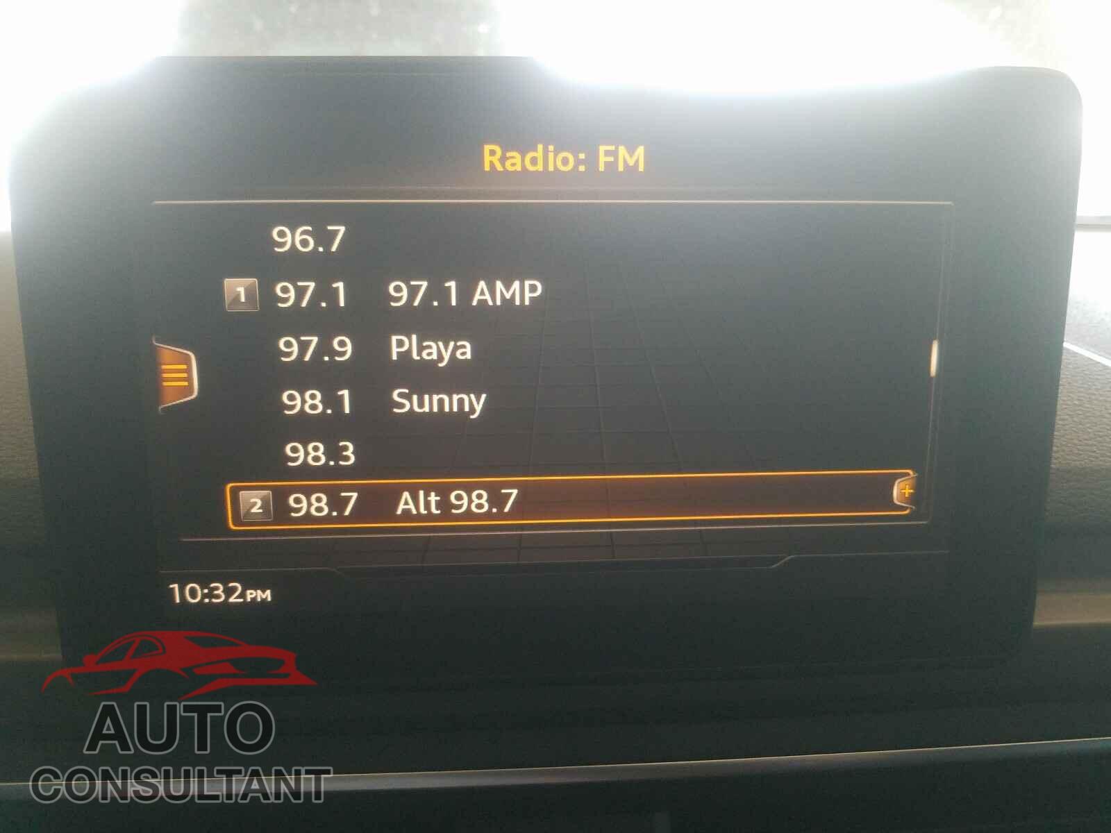AUDI A4 2017 - WAUGNAF44HA037541