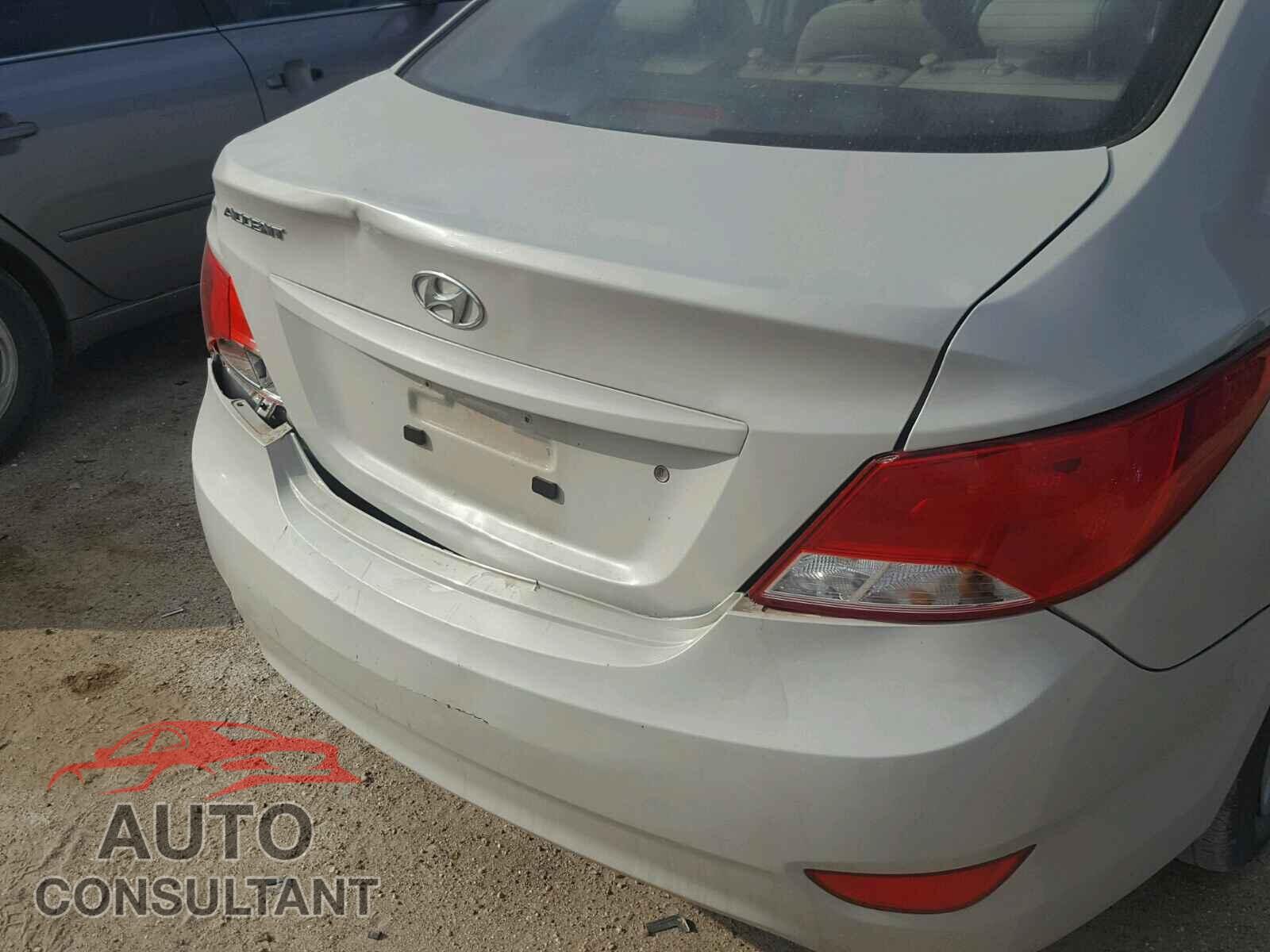 HYUNDAI ACCENT 2016 - KMHCT4AE2GU975913