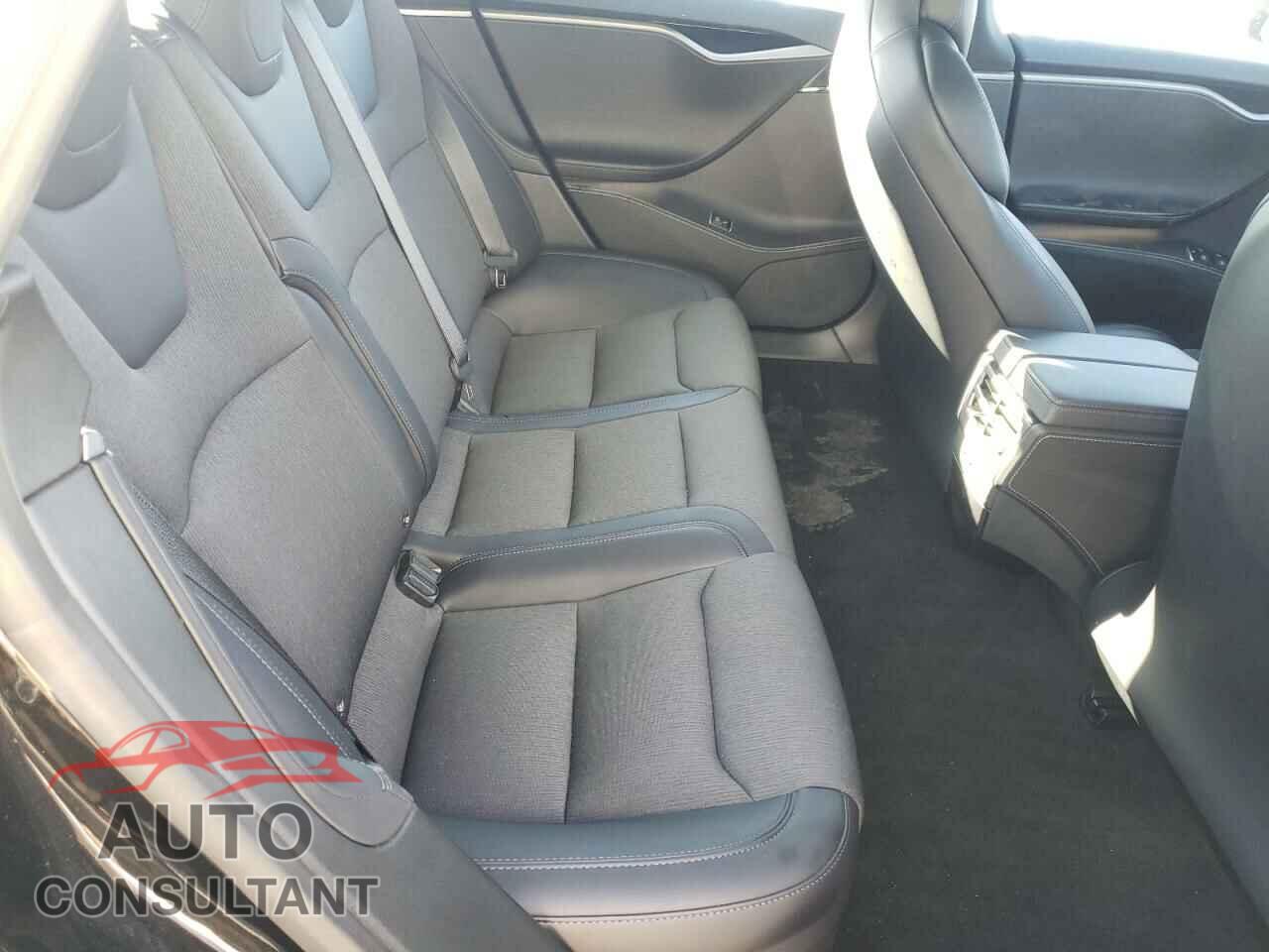 TESLA MODEL S 2018 - 5YJSA1E25JF285495