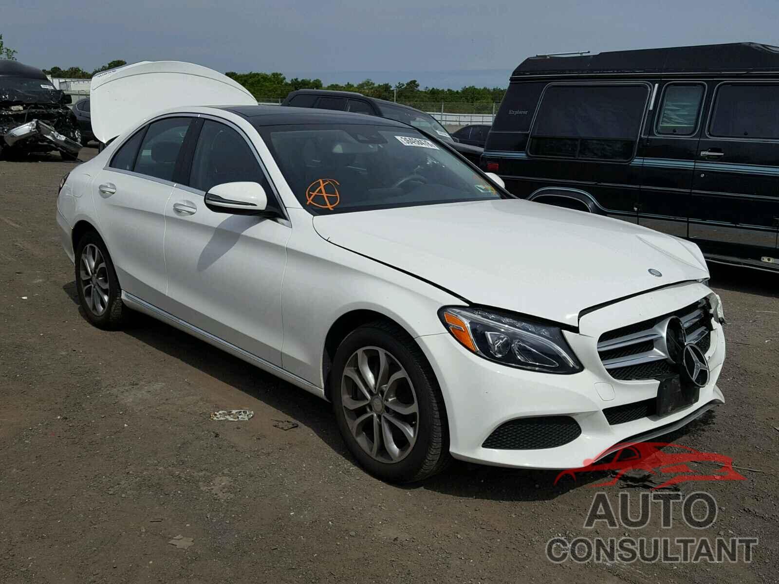 MERCEDES-BENZ C300 2016 - 55SWF4KB0GU123919