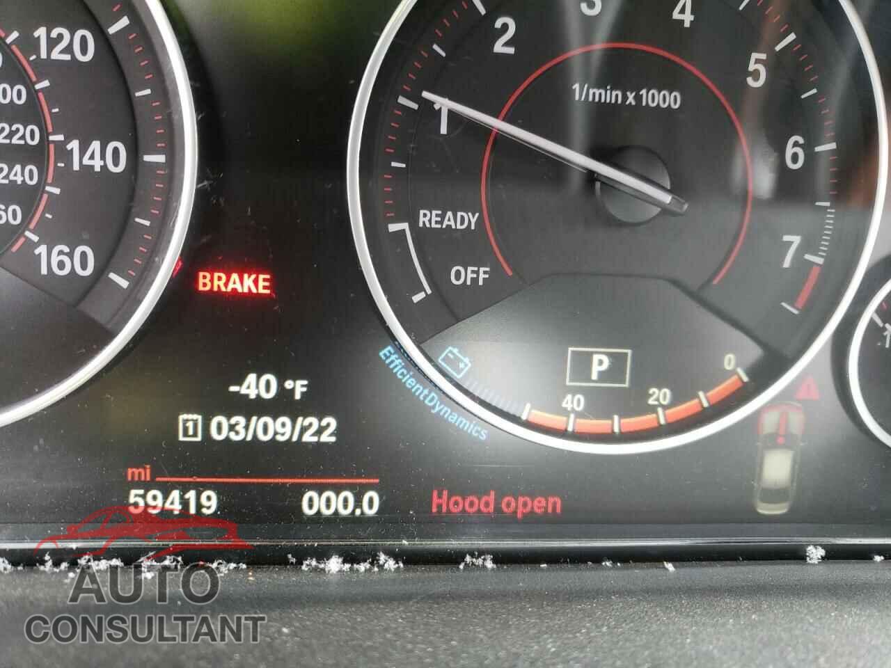 BMW 3 SERIES 2016 - WBA8E3G52GNT75731