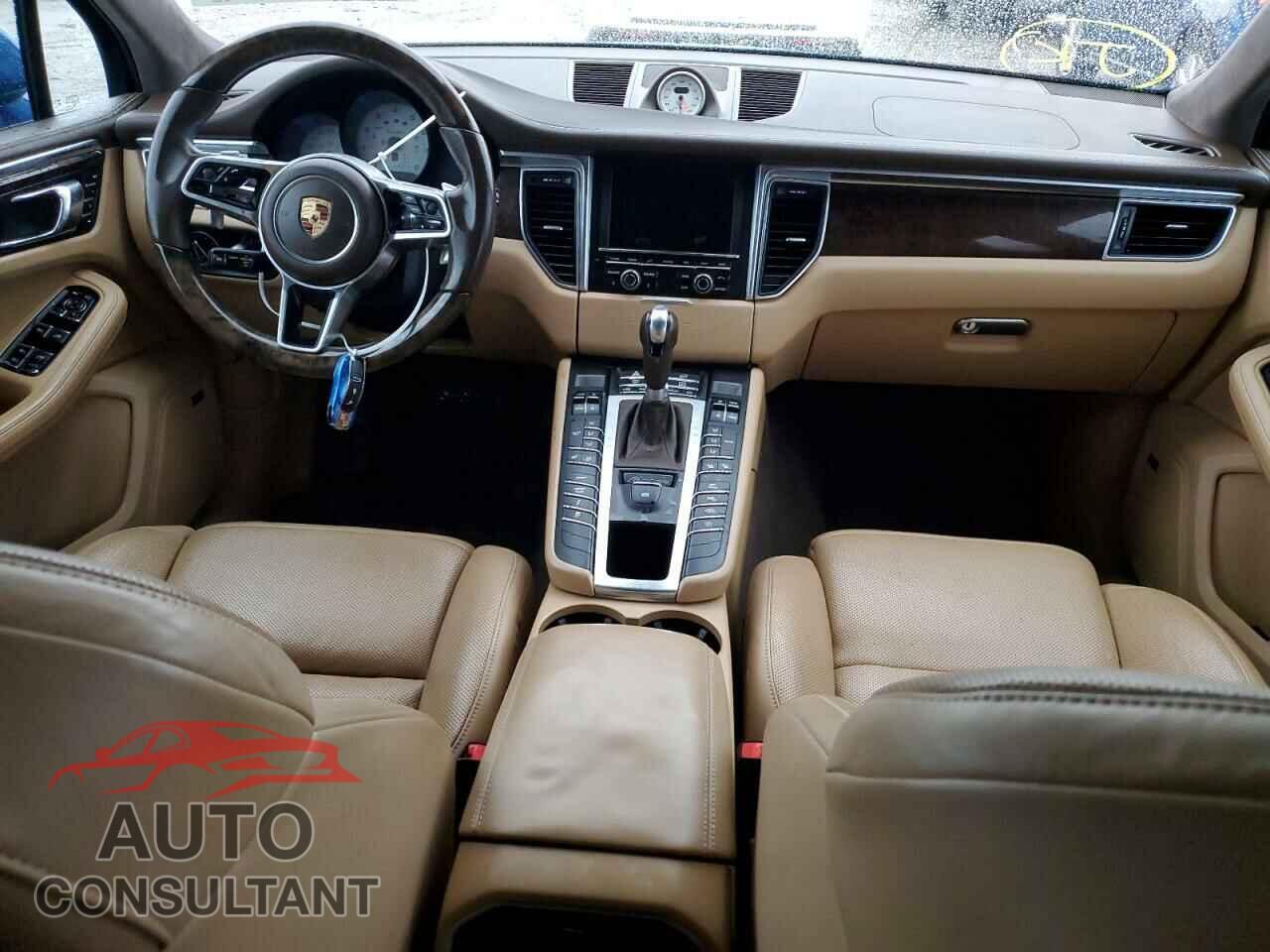 PORSCHE MACAN 2016 - WP1AF2A58GLB93921