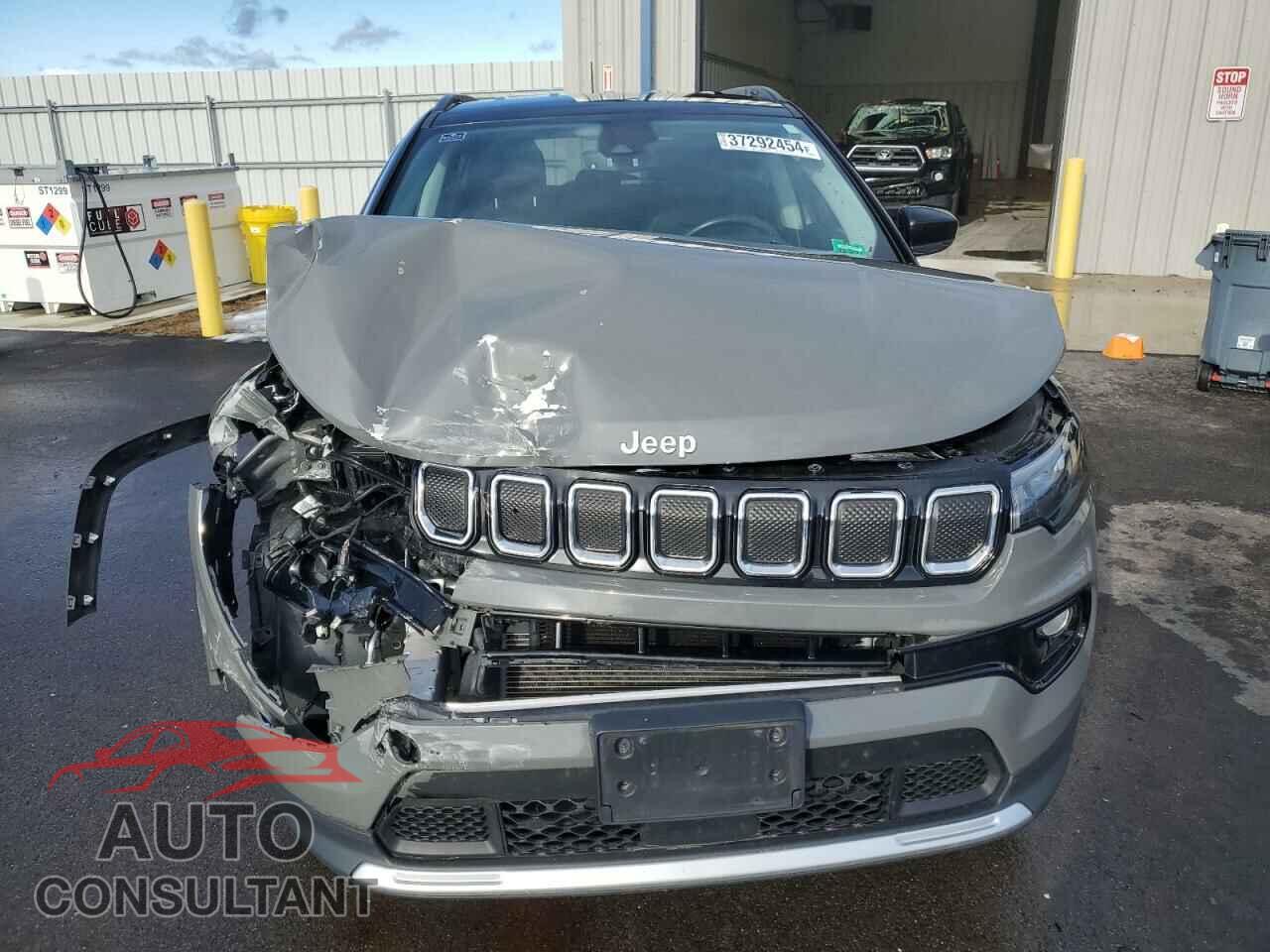 JEEP COMPASS 2022 - 3C4NJDCB8NT111199