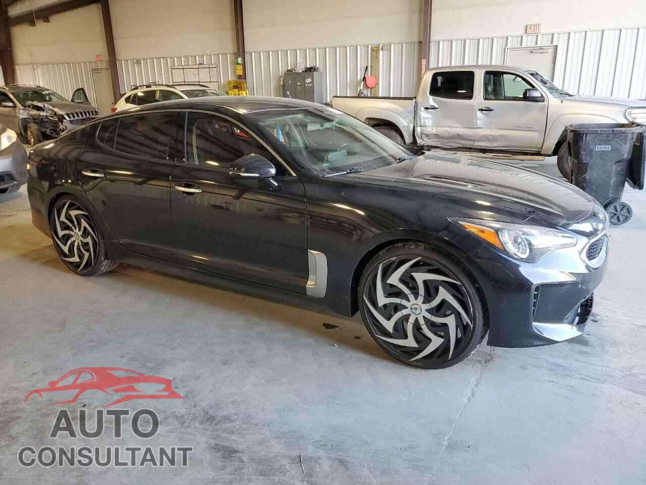 KIA STINGER 2019 - KNAE15LA9K6043530