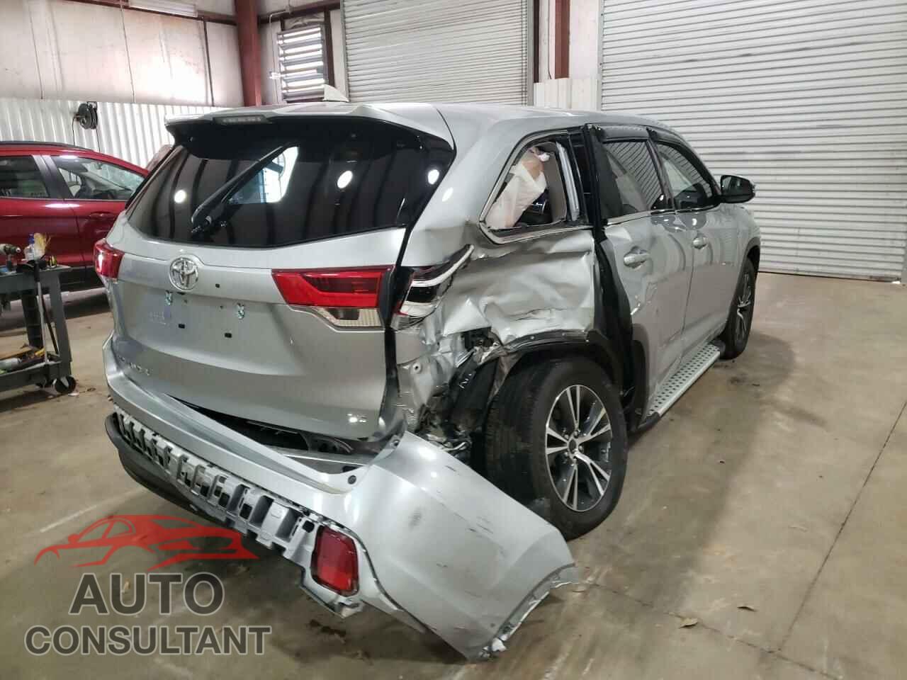 TOYOTA HIGHLANDER 2017 - 5TDZZRFH6HS211307