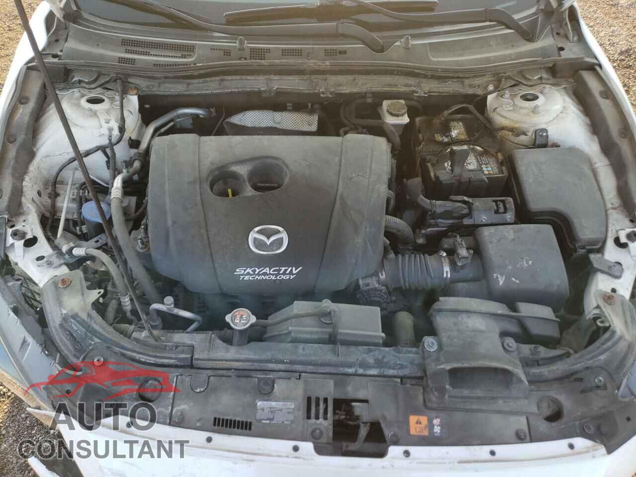 MAZDA 3 2017 - 3MZBN1T72HM139173