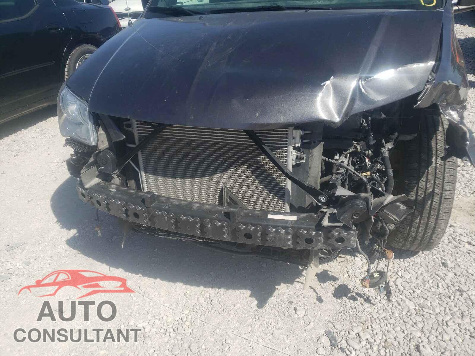 DODGE CARAVAN 2019 - 2C4RDGBG8KR759843