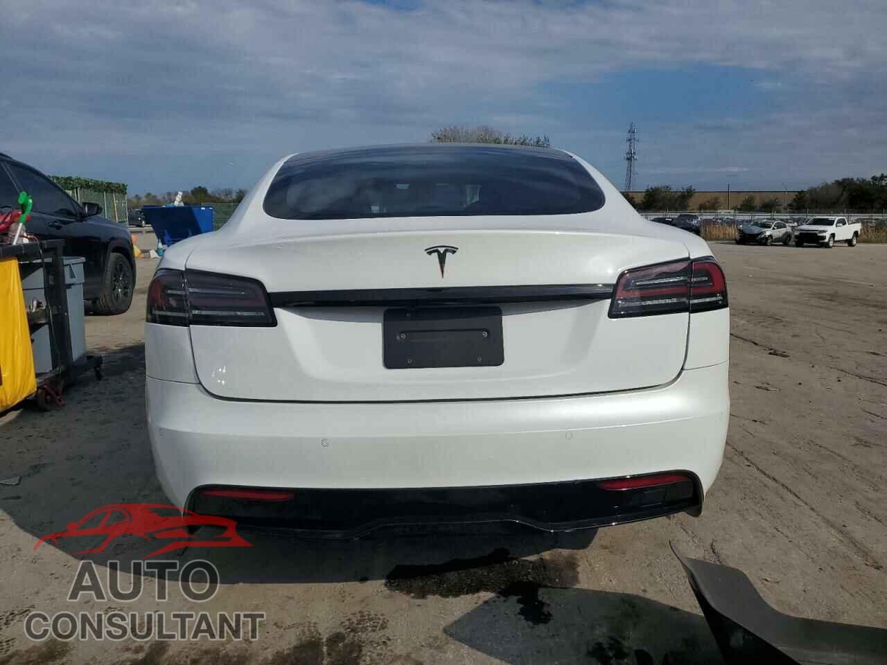 TESLA MODEL S 2022 - 5YJSA1E50NF476421
