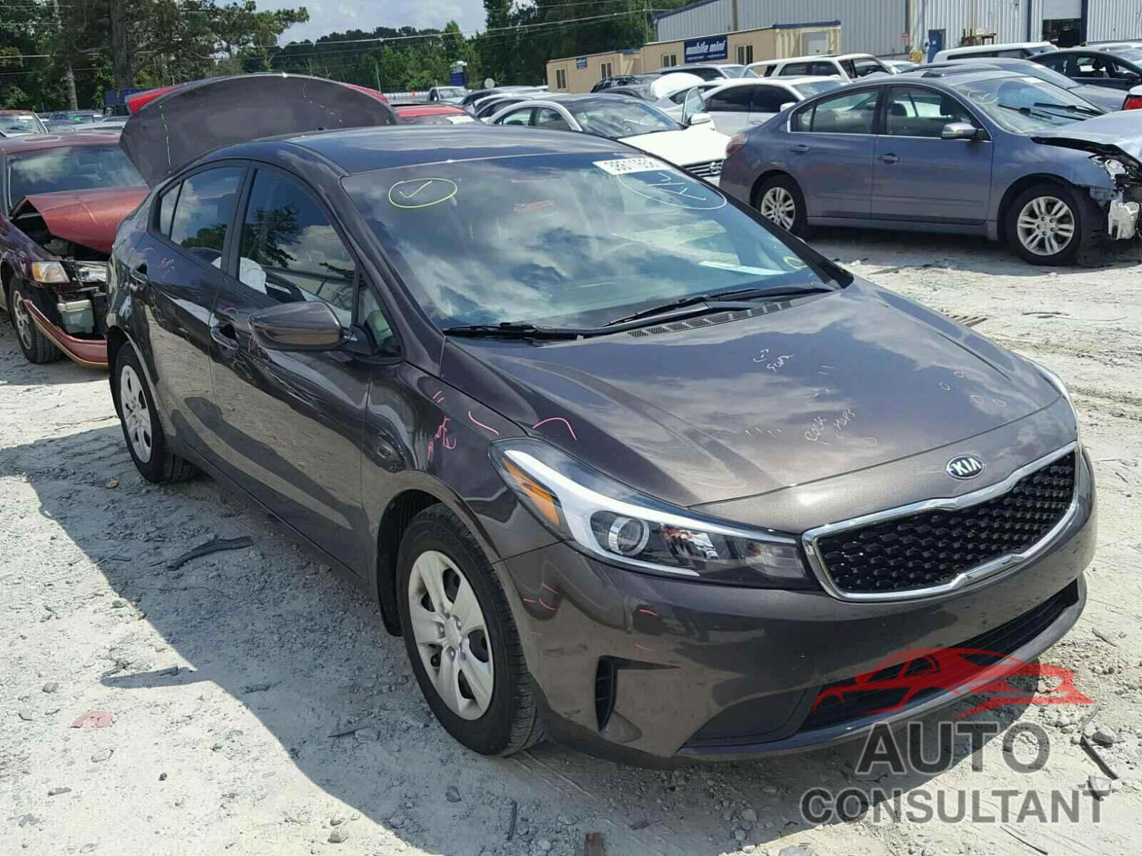 KIA FORTE 2018 - 3KPFK4A77JE198737