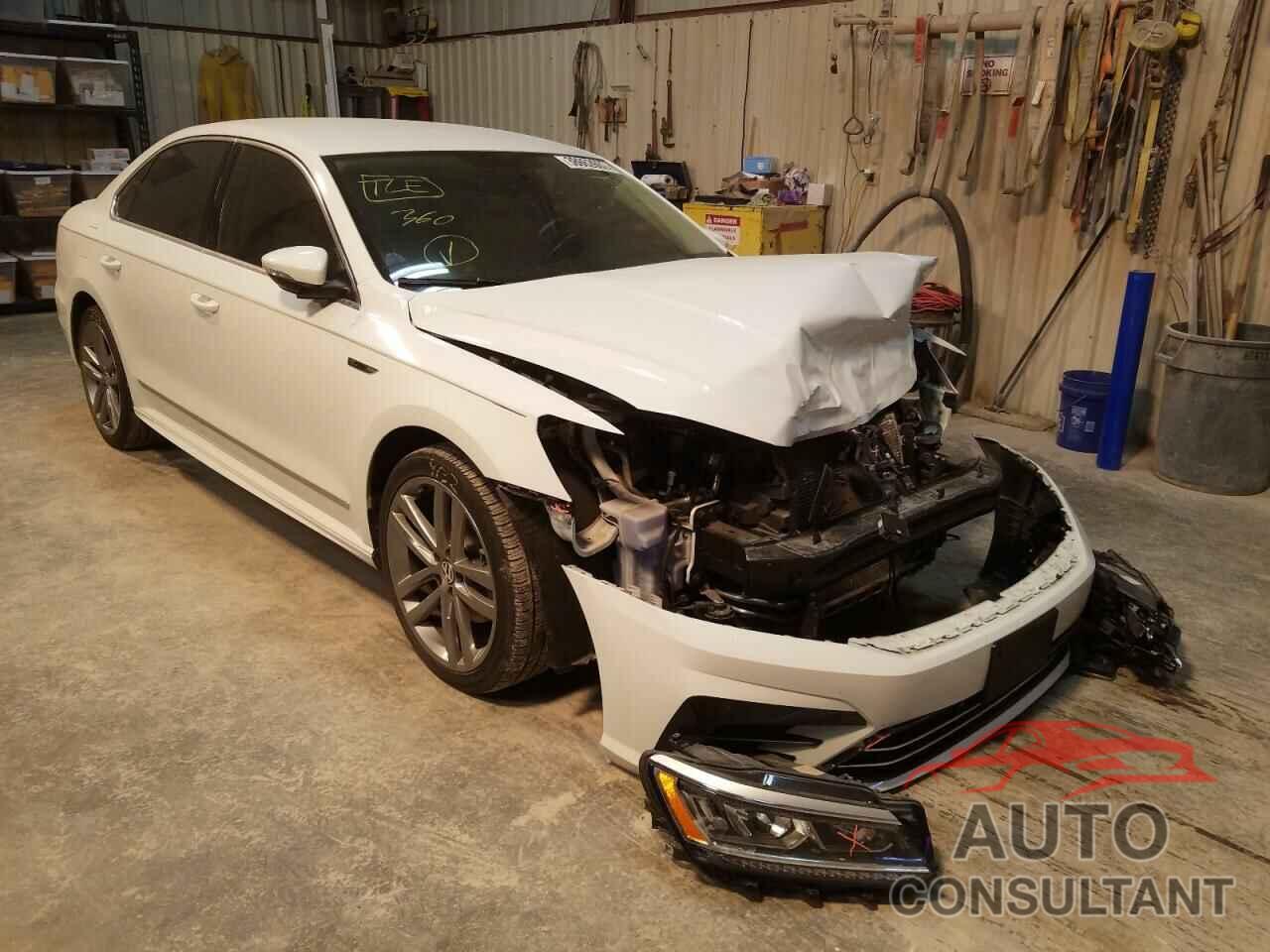 VOLKSWAGEN PASSAT 2017 - 1VWDT7A39HC083445