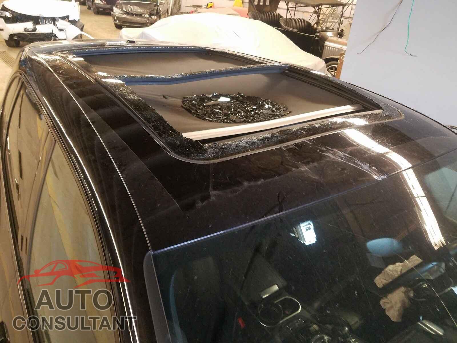 PORSCHE CAYENNE 2018 - WP1AA2A2XJKA02579