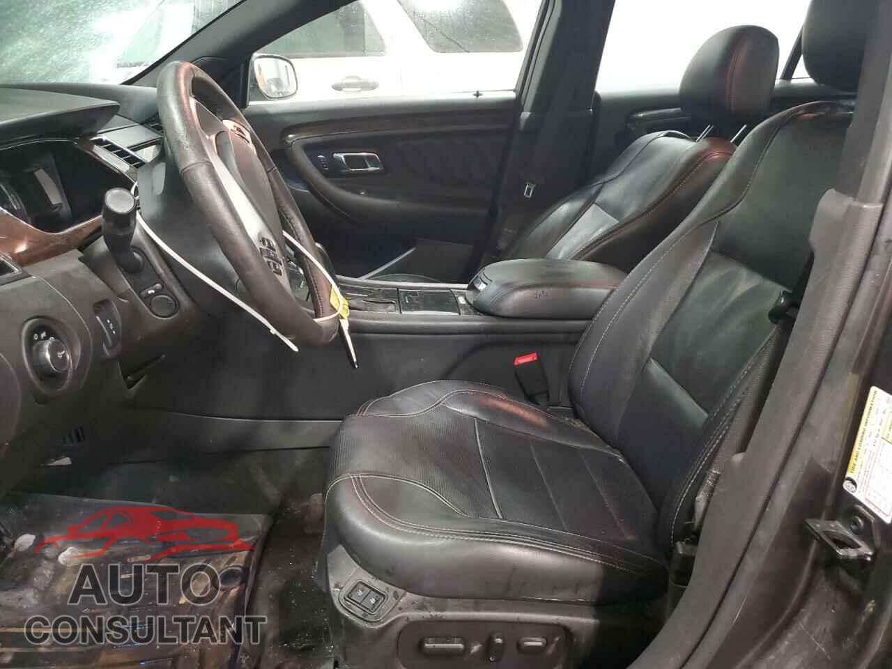 FORD TAURUS 2017 - 1FAHP2F83HG104823