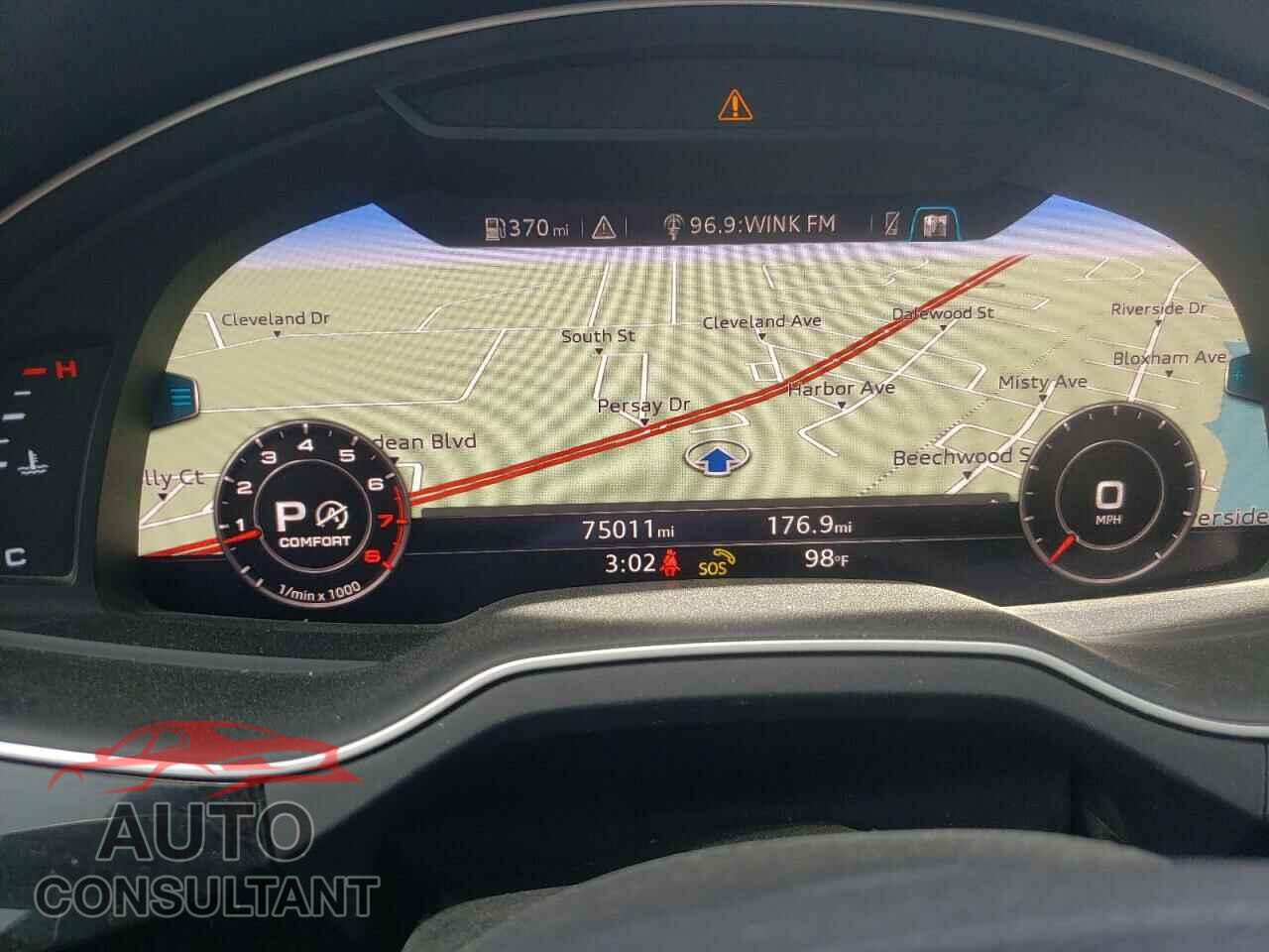 AUDI Q7 2018 - WA1VAAF71JD024003