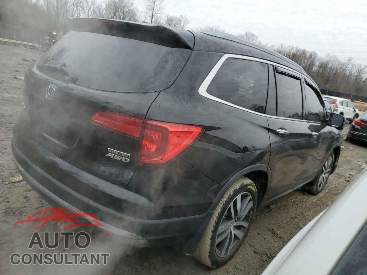 HONDA PILOT 2017 - 5FNYF6H98HB065232