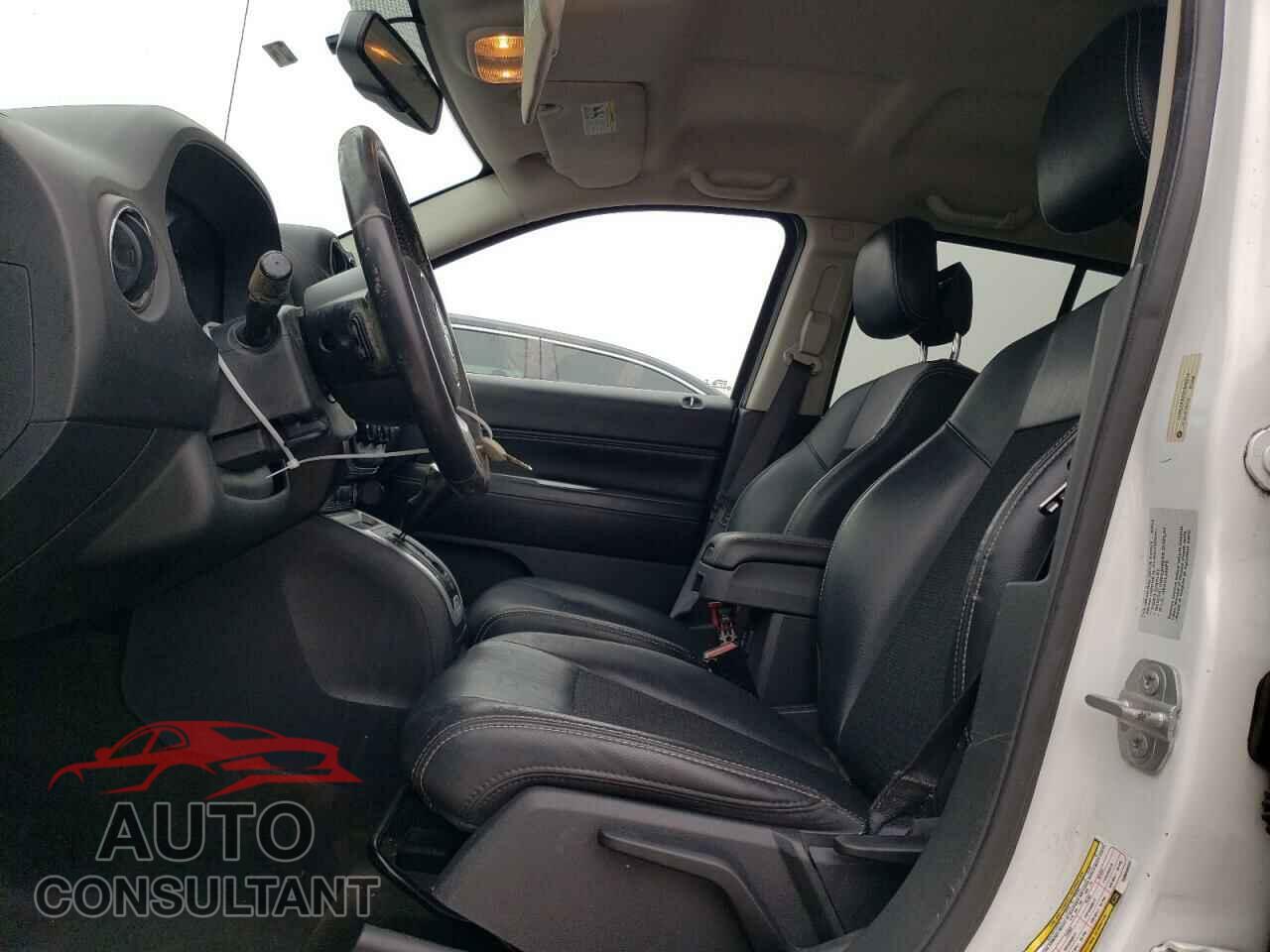 JEEP COMPASS 2016 - 1C4NJCEA2GD648254