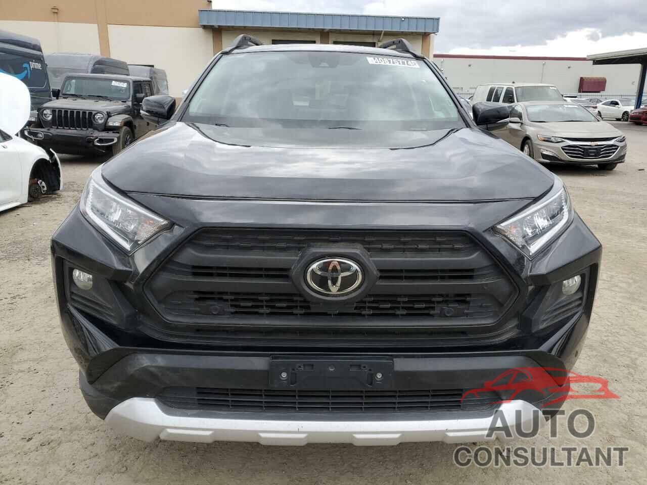 TOYOTA RAV4 2019 - 2T3J1RFV3KW003708