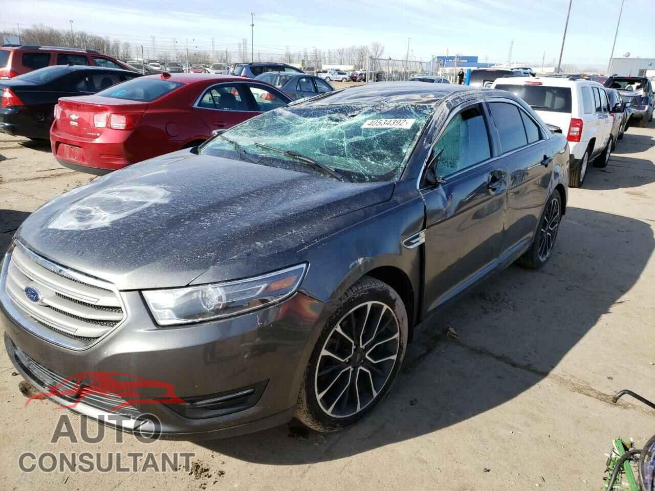 FORD TAURUS 2017 - 1FAHP2E84HG132132