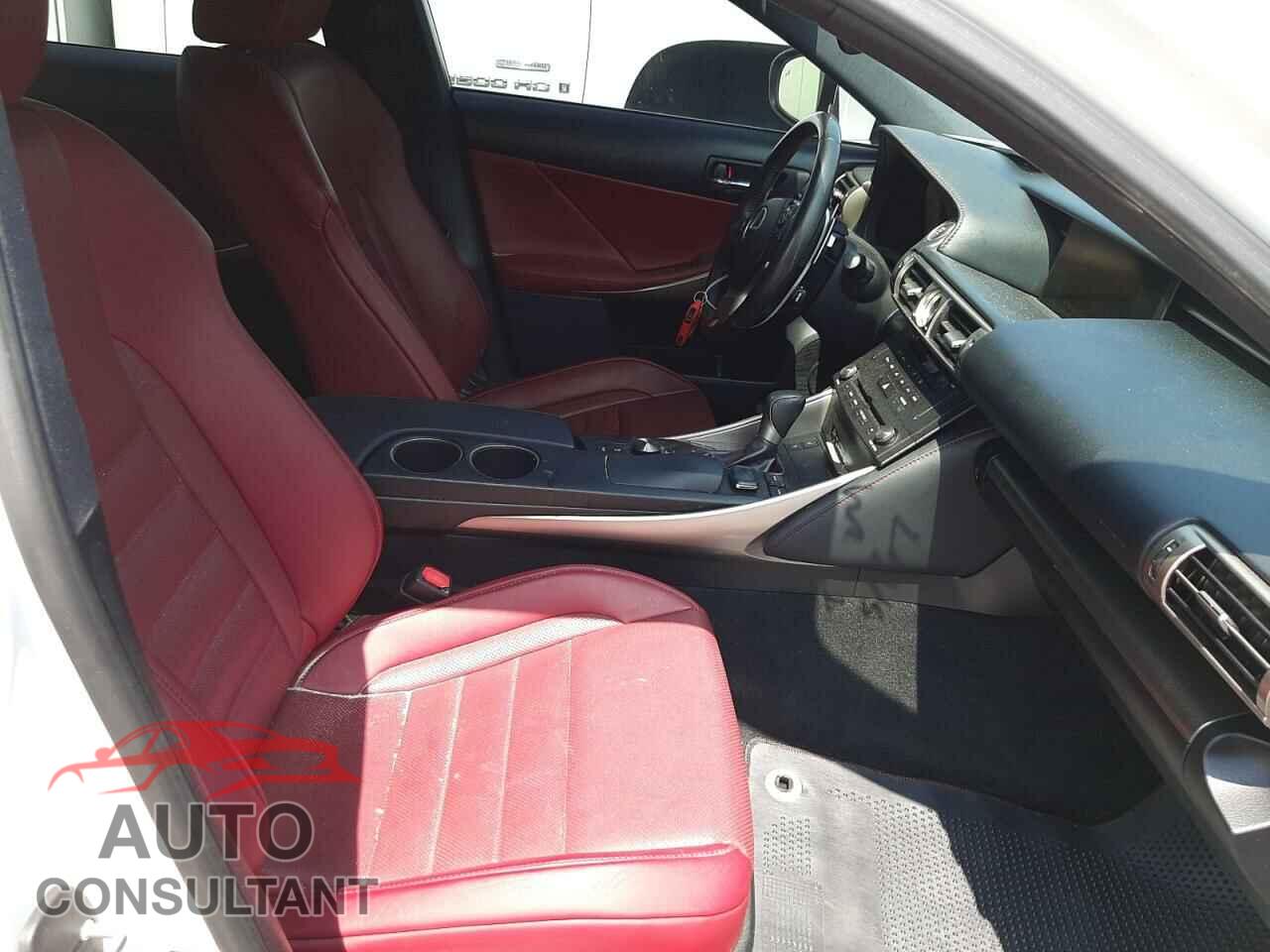 LEXUS IS 2016 - JTHBA1D22G5003968