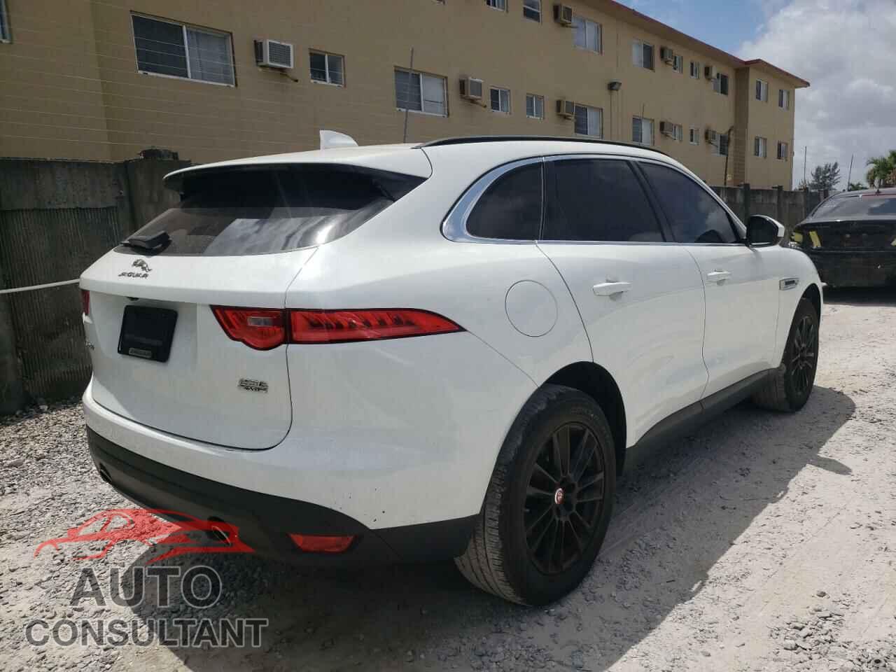 JAGUAR F-PACE 2019 - SADCK2FX0KA354223