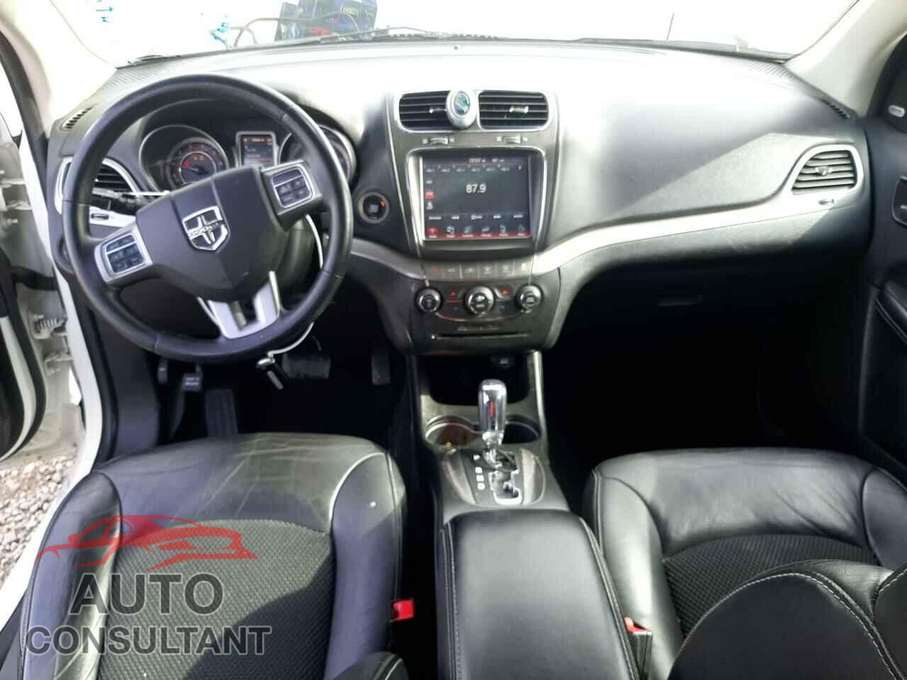 DODGE JOURNEY 2018 - 3C4PDCGB5JT382509