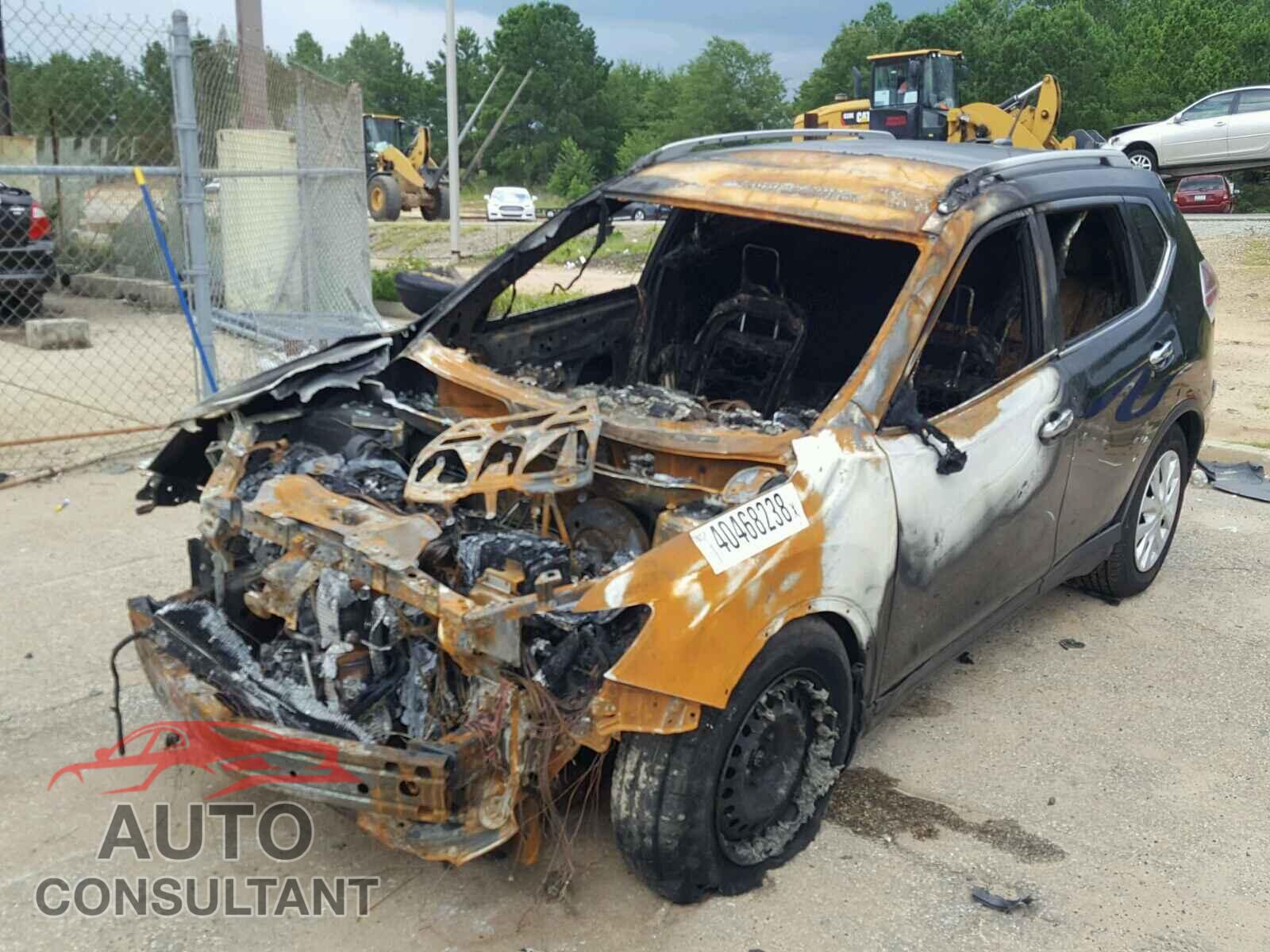 NISSAN ROGUE S 2016 - KNMAT2MT4GP594945