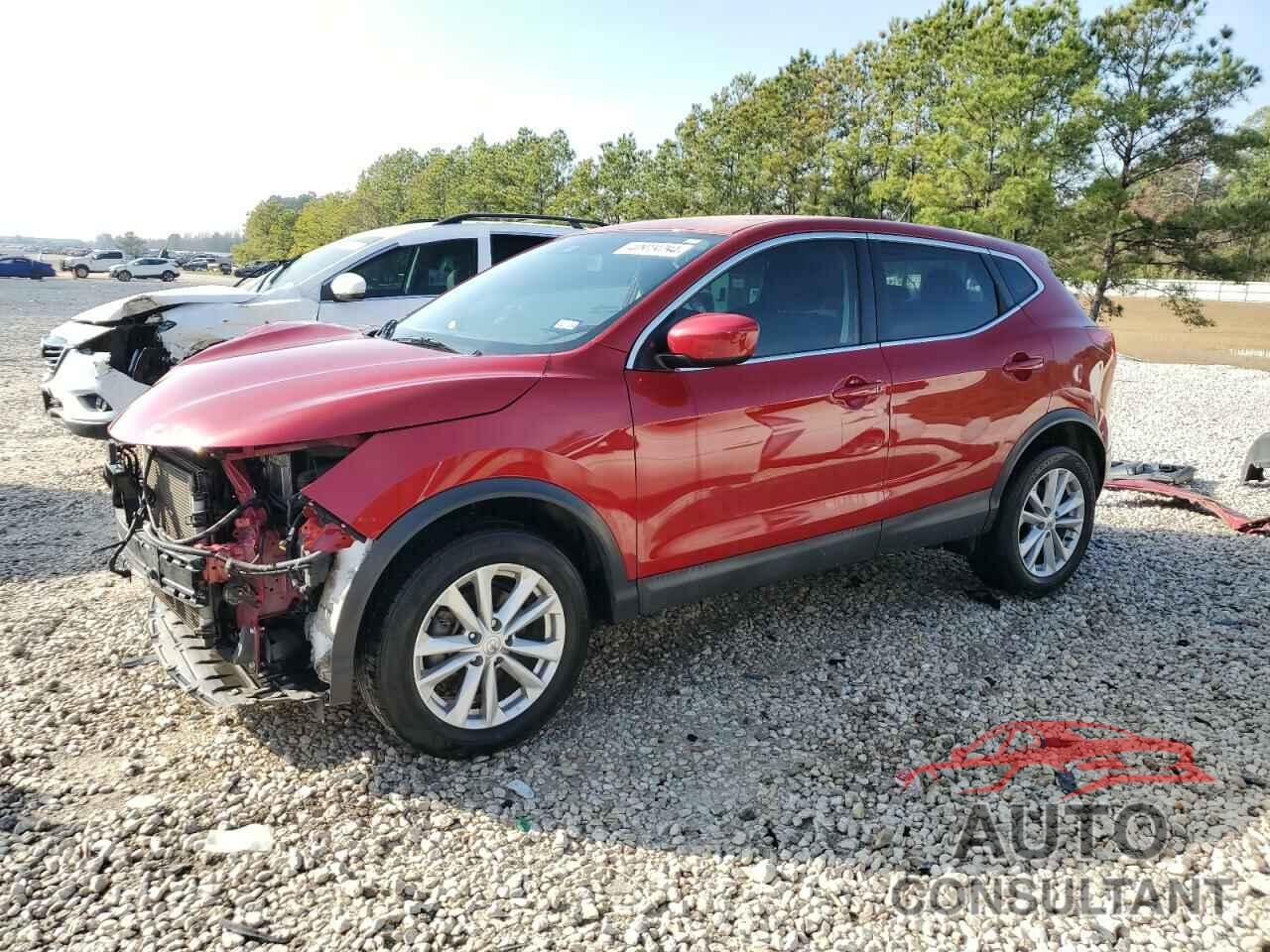 NISSAN ROGUE 2018 - JN1BJ1CP3JW183870