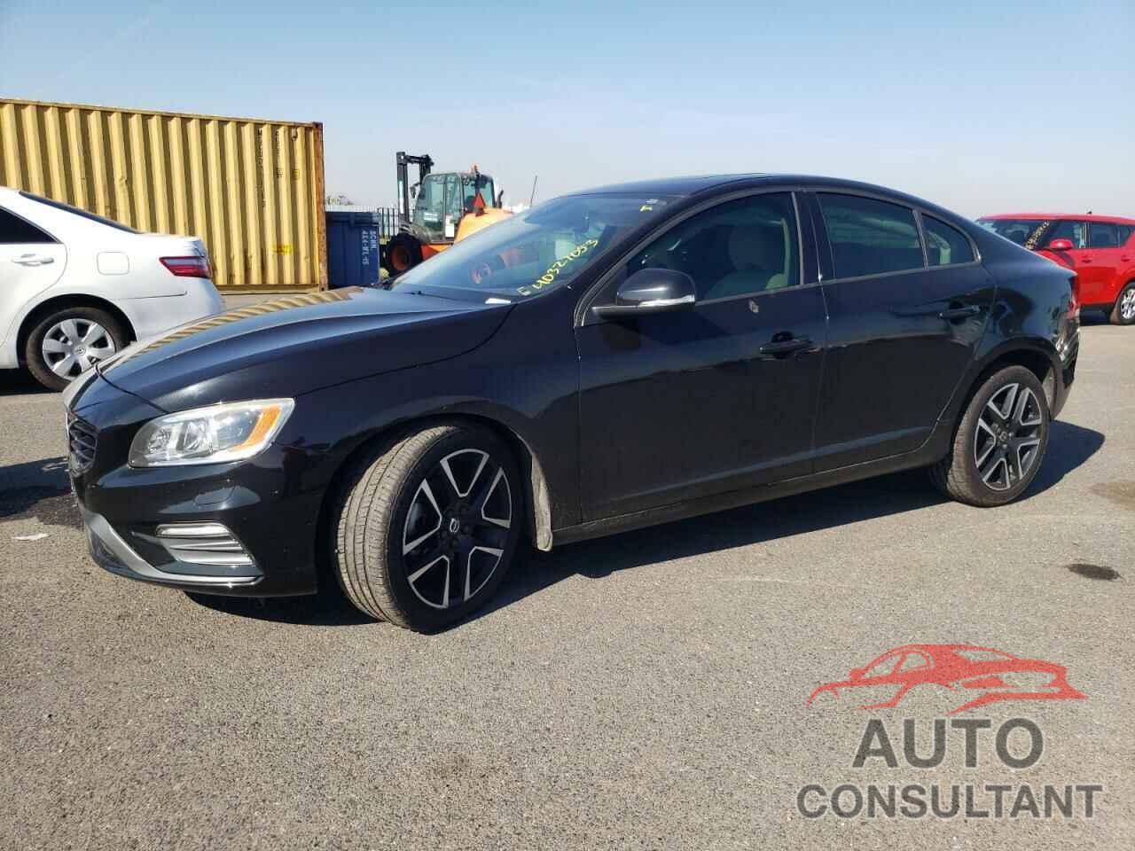 VOLVO S60 2017 - YV126MFL9H2424075