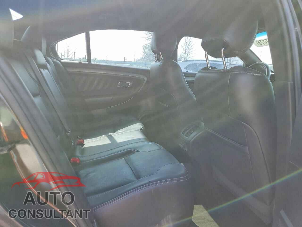 FORD TAURUS 2014 - 1FAHP2E84EG131154