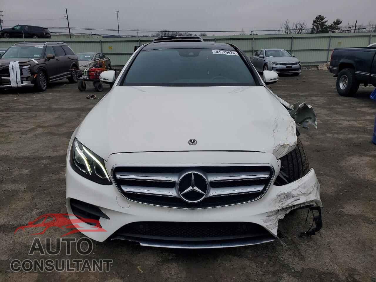 MERCEDES-BENZ E-CLASS 2018 - WDDZF4JB0JA454943