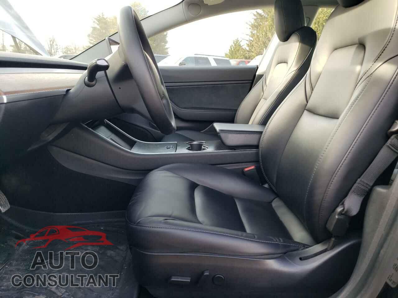 TESLA MODEL 3 2020 - 5YJ3E1EBXLF787348